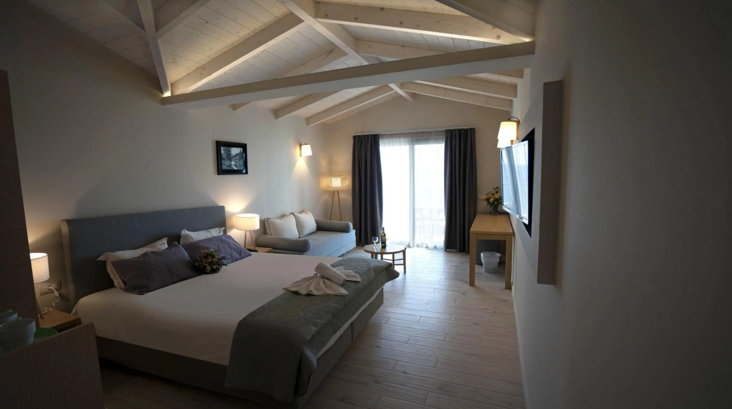 Photo of the whole room, Bed in Crystal Beach Hotel