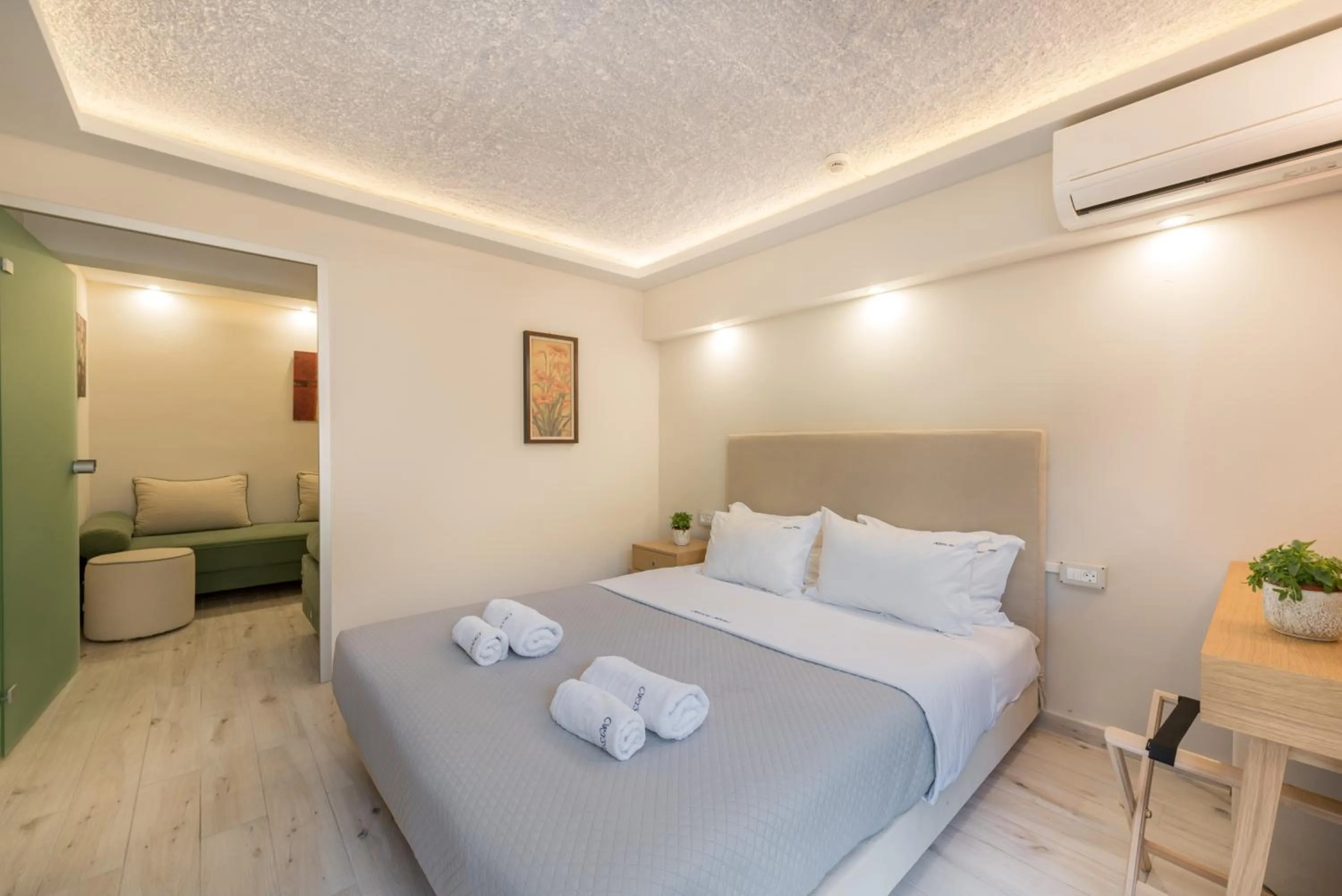 Photo of the whole room, Bed in Crystal Beach Hotel