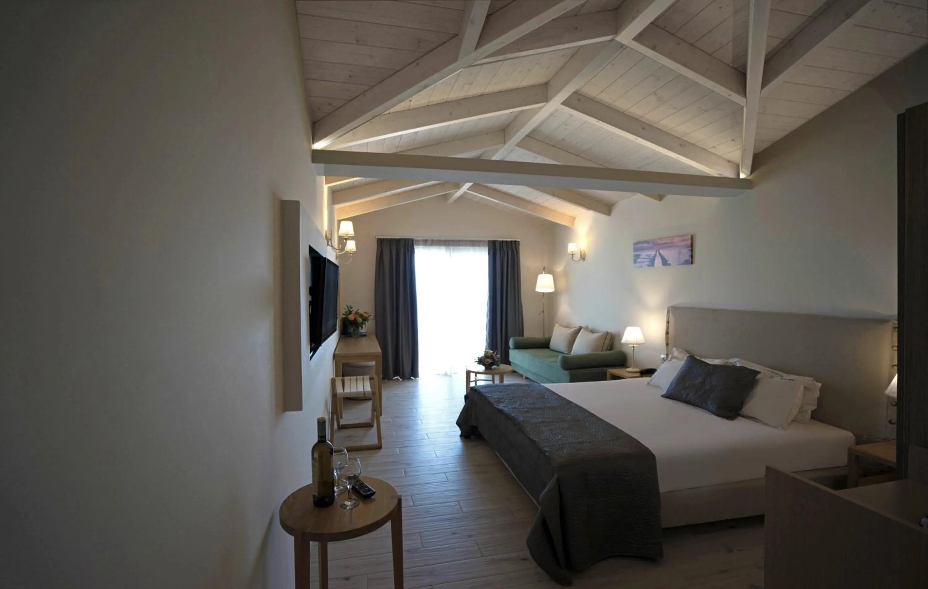 Photo of the whole room, Bed in Crystal Beach Hotel