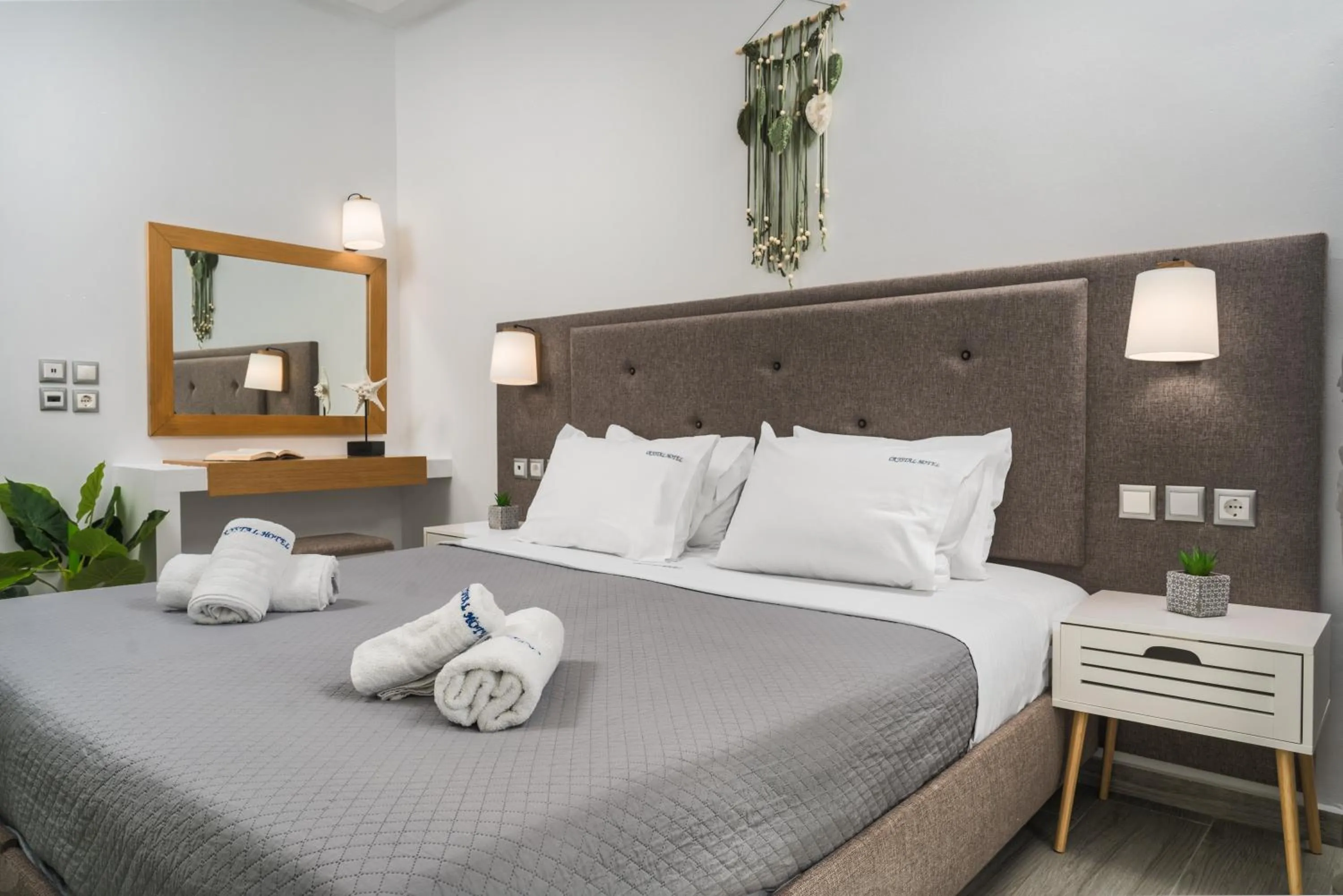 Bed in Crystal Beach Hotel