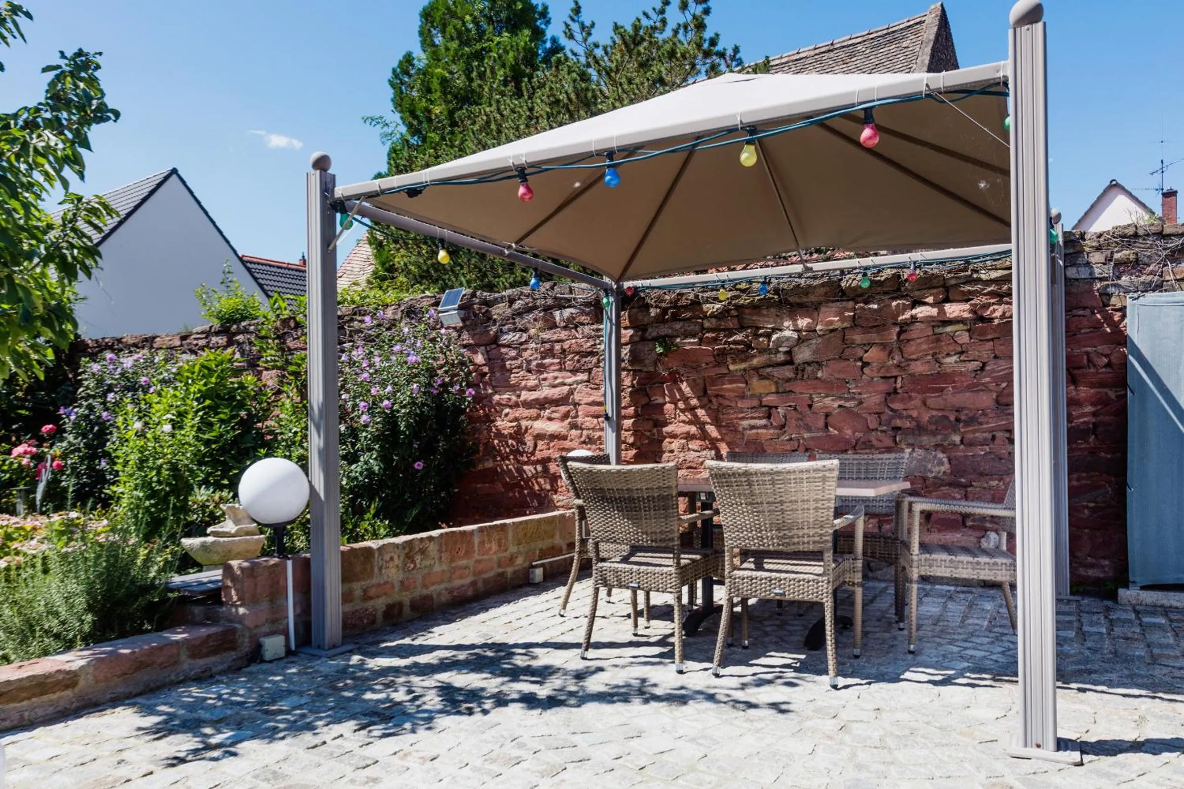 Property building in Business Pension Gasper