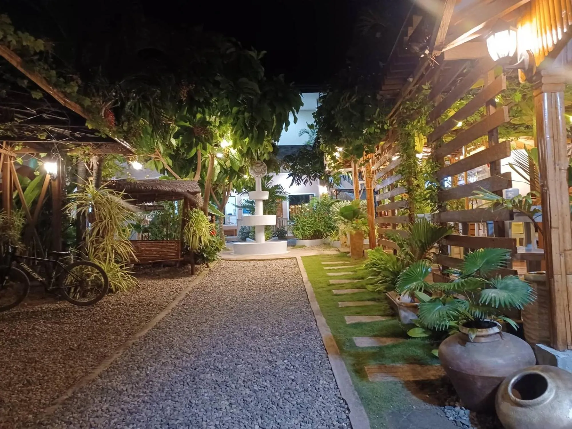 Garden in SMAK's Hotel