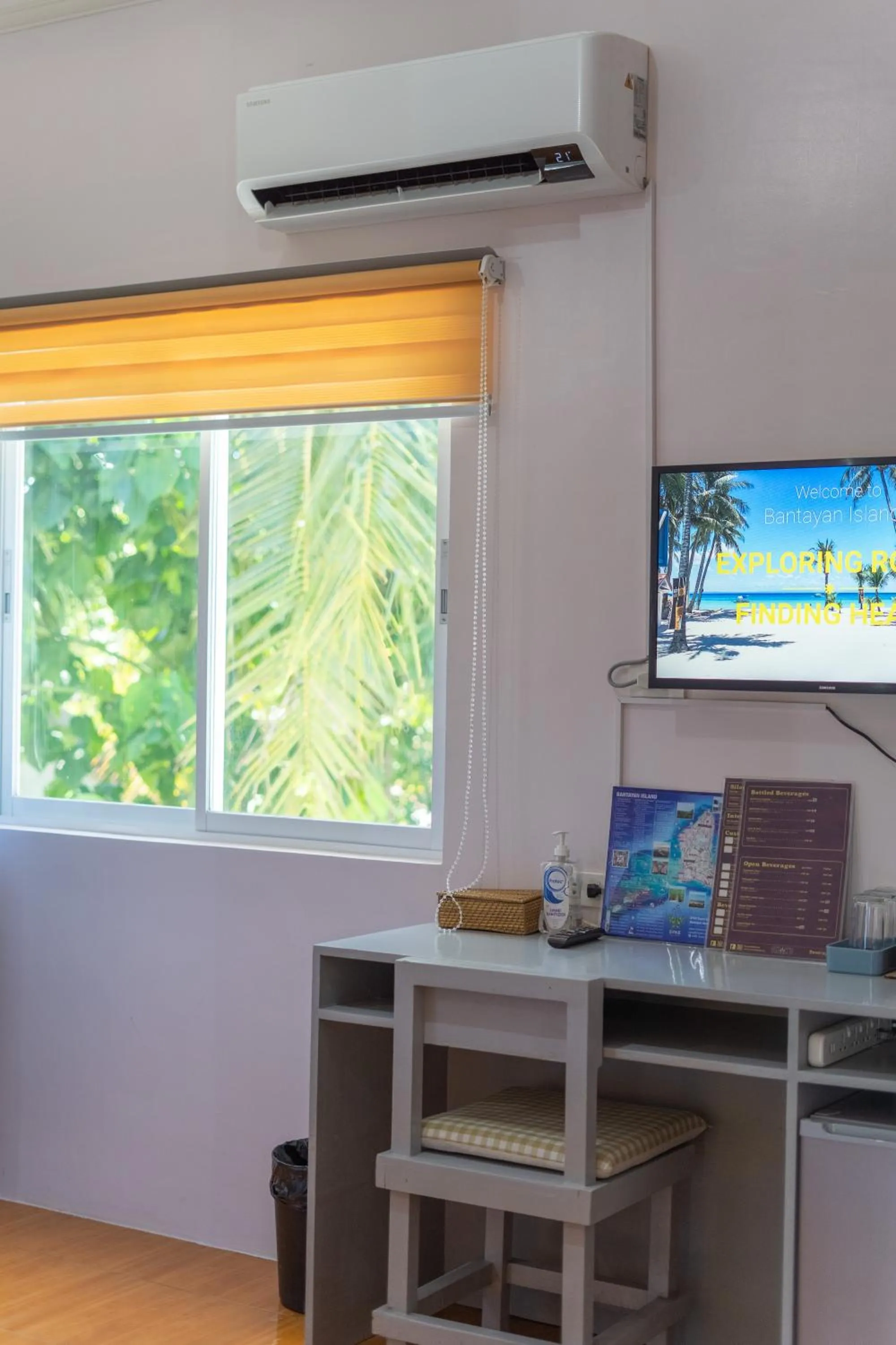 TV and multimedia in SMAK's Hotel