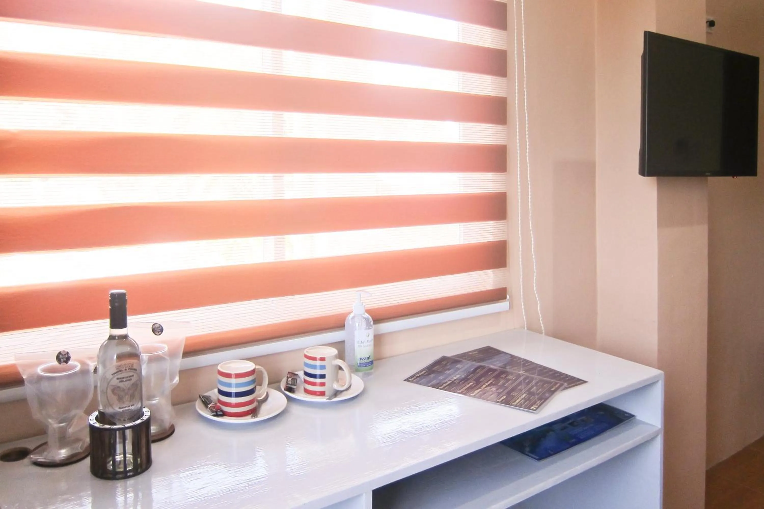 Coffee/tea facilities in SMAK's Hotel