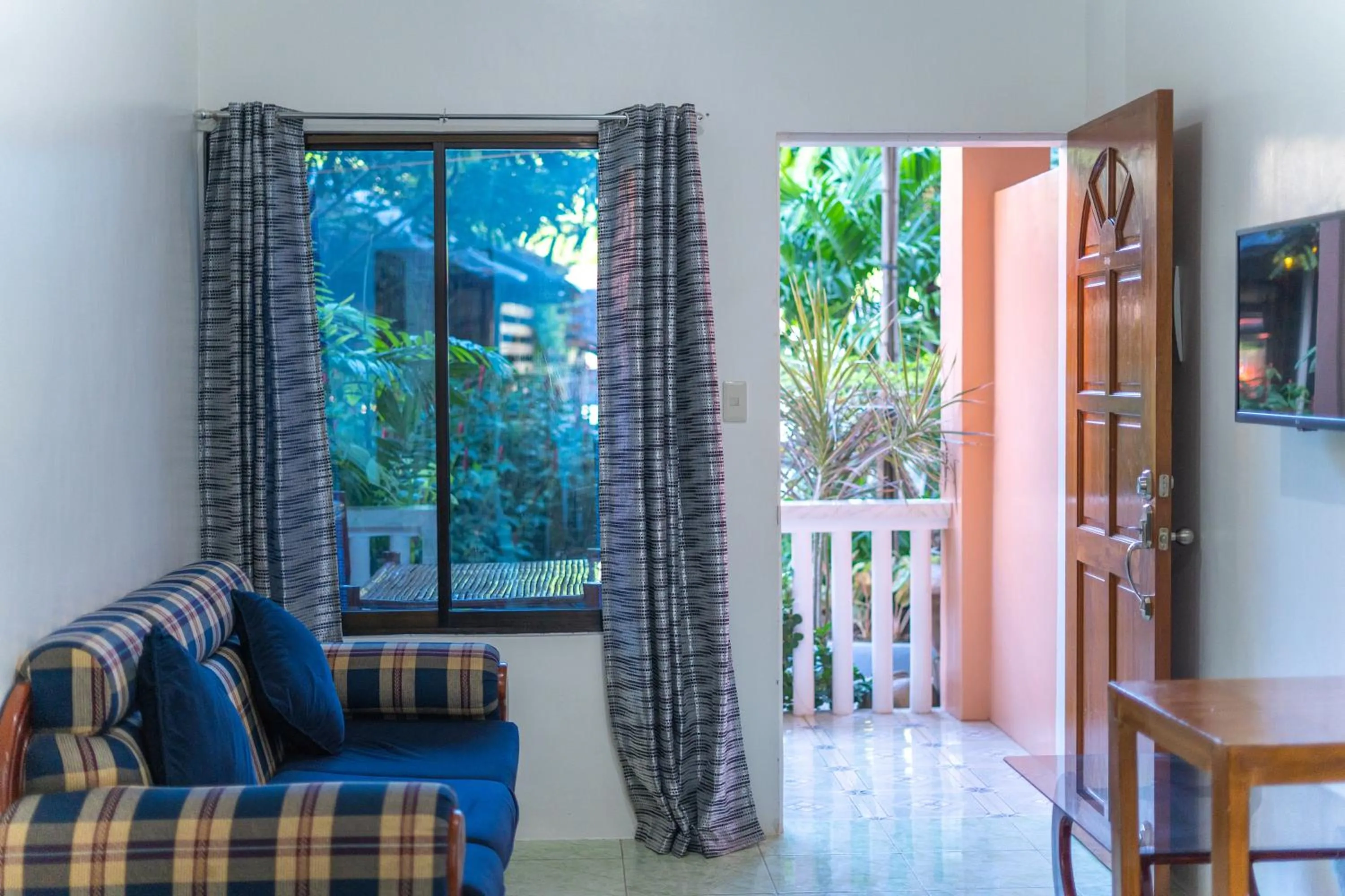 Garden in SMAK's Hotel