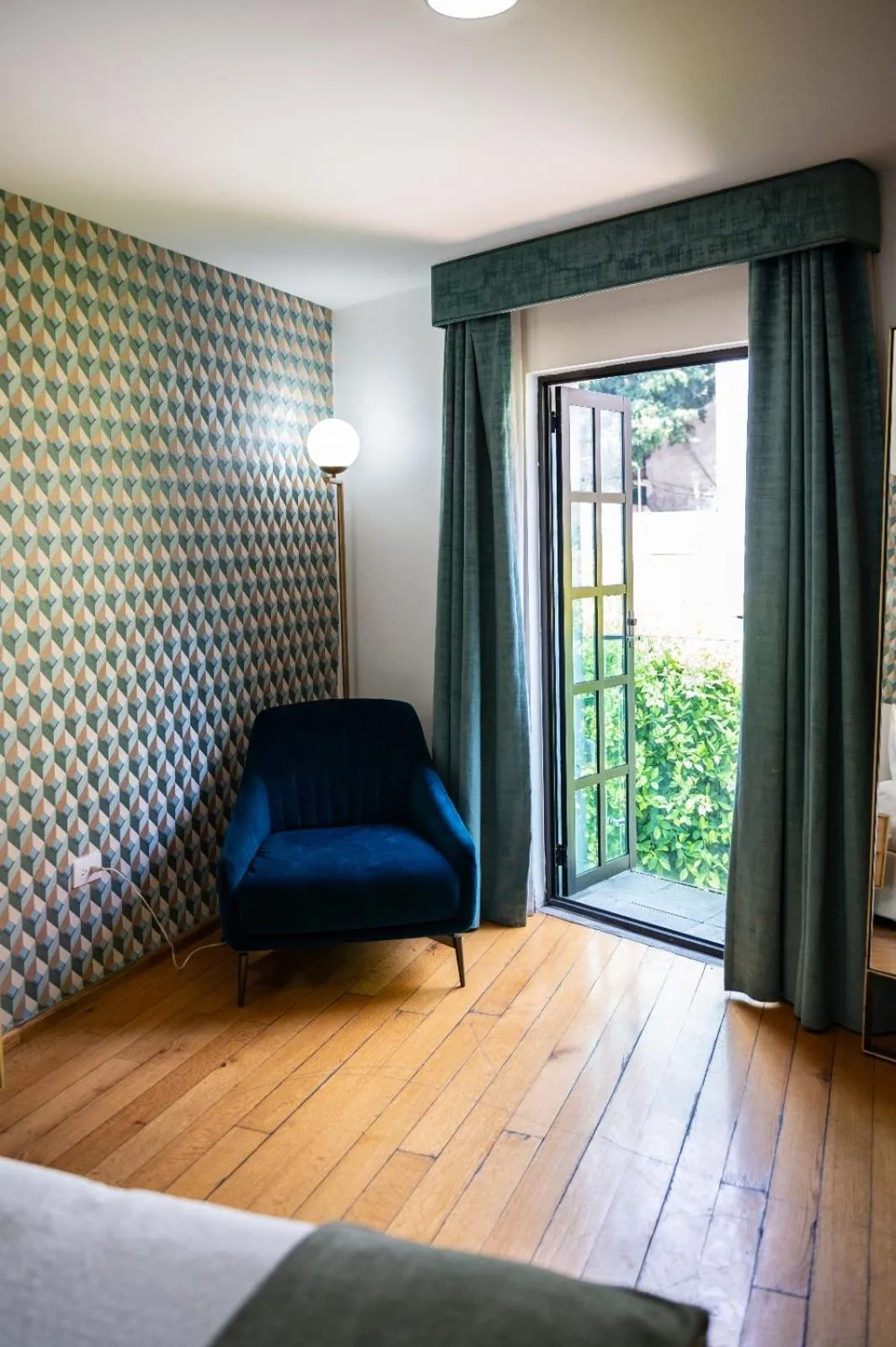 furniture, Bed in Hotel Roma 191