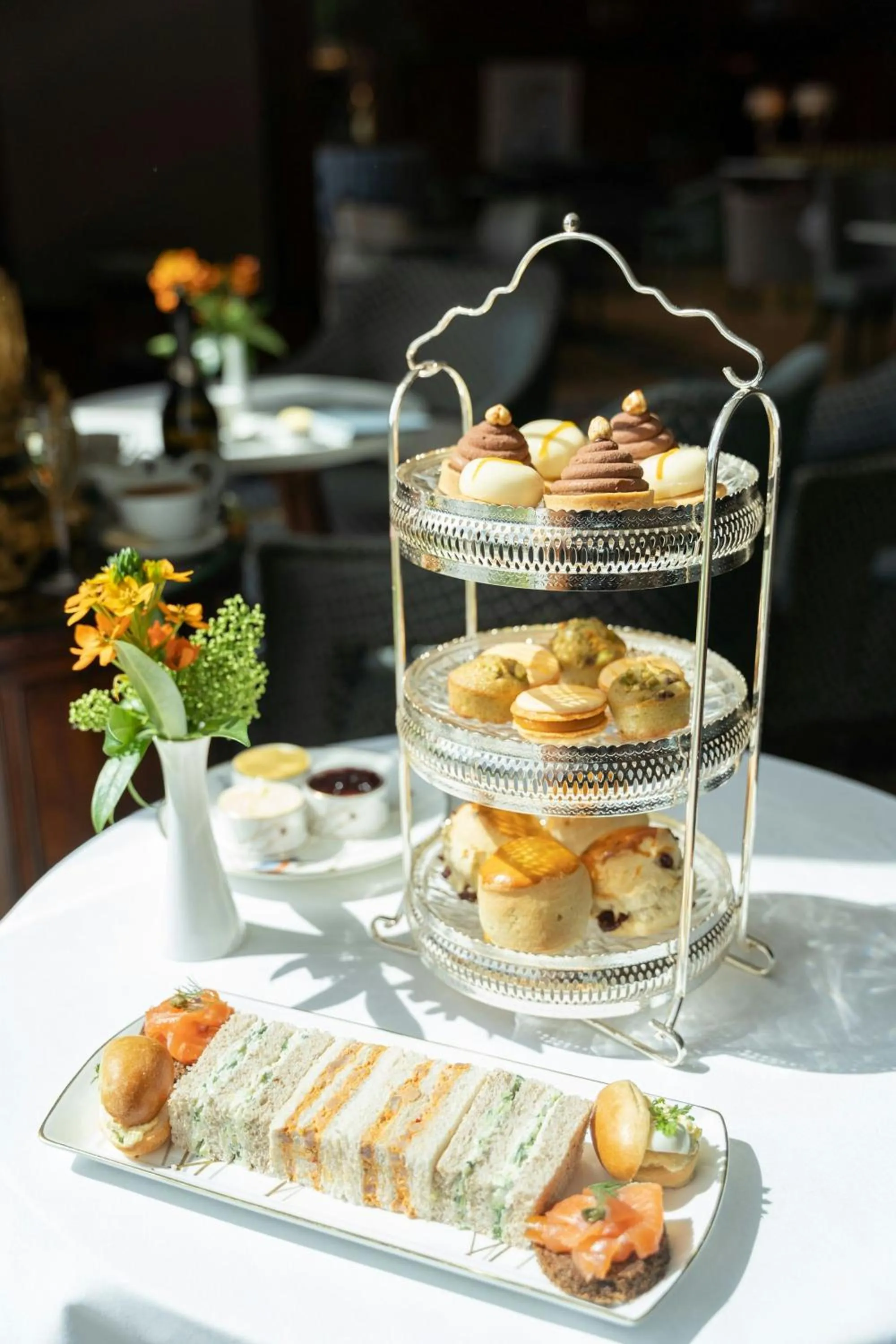 Lounge or bar in Powerscourt Hotel, Autograph Collection