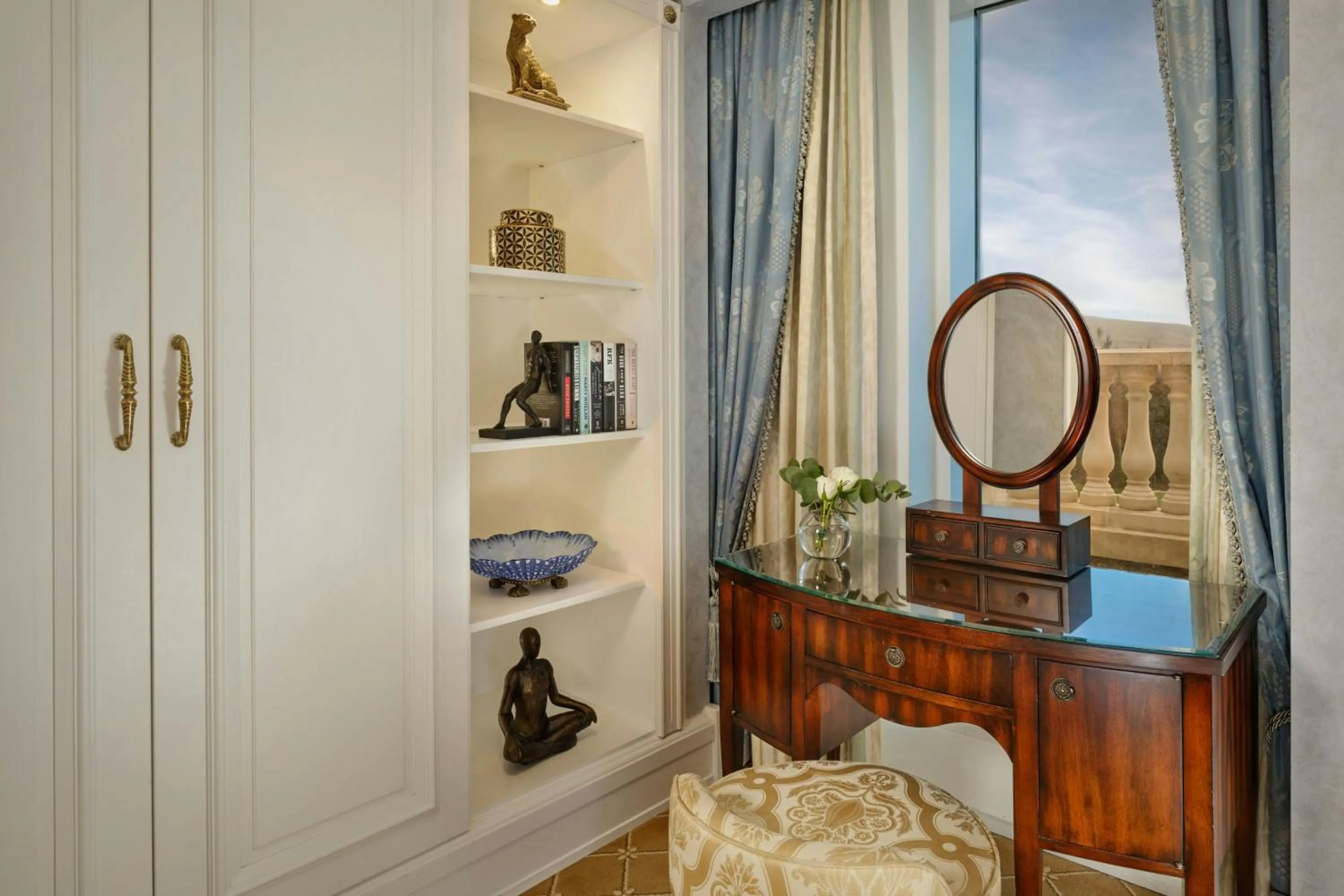 Photo of the whole room in Powerscourt Hotel, Autograph Collection