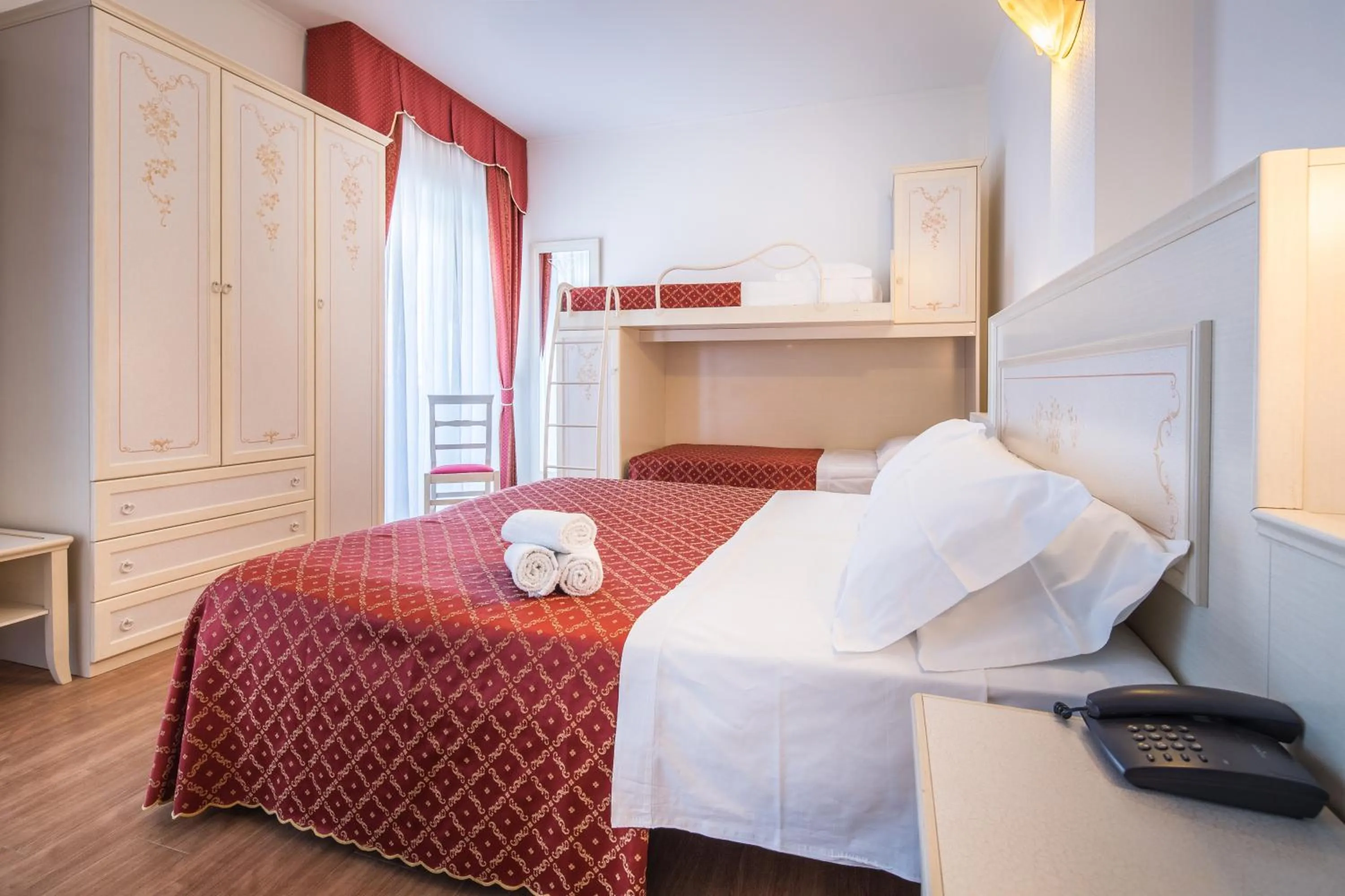 Day, Bed in Hotel Principe