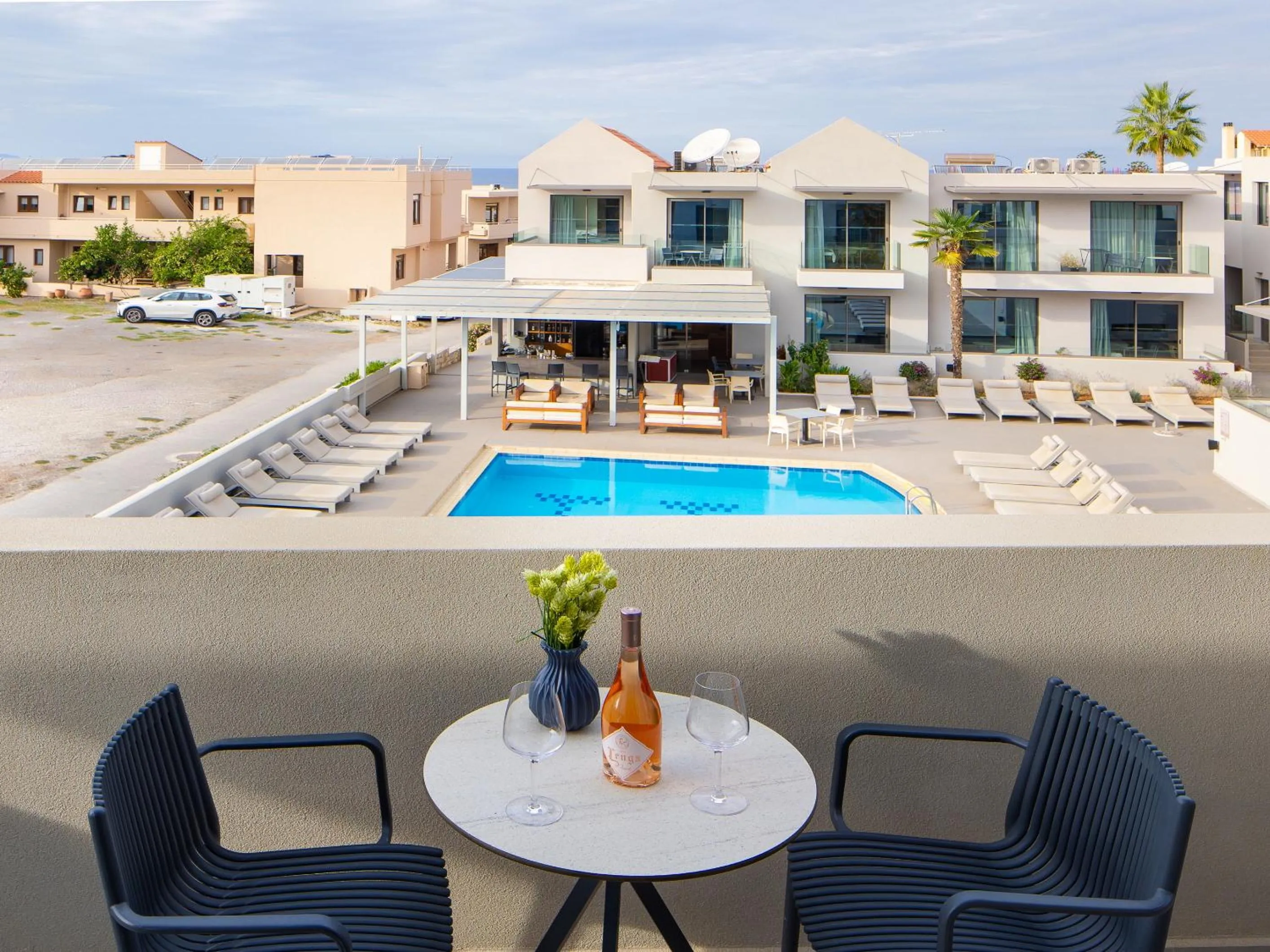 Oscar Suites & Village