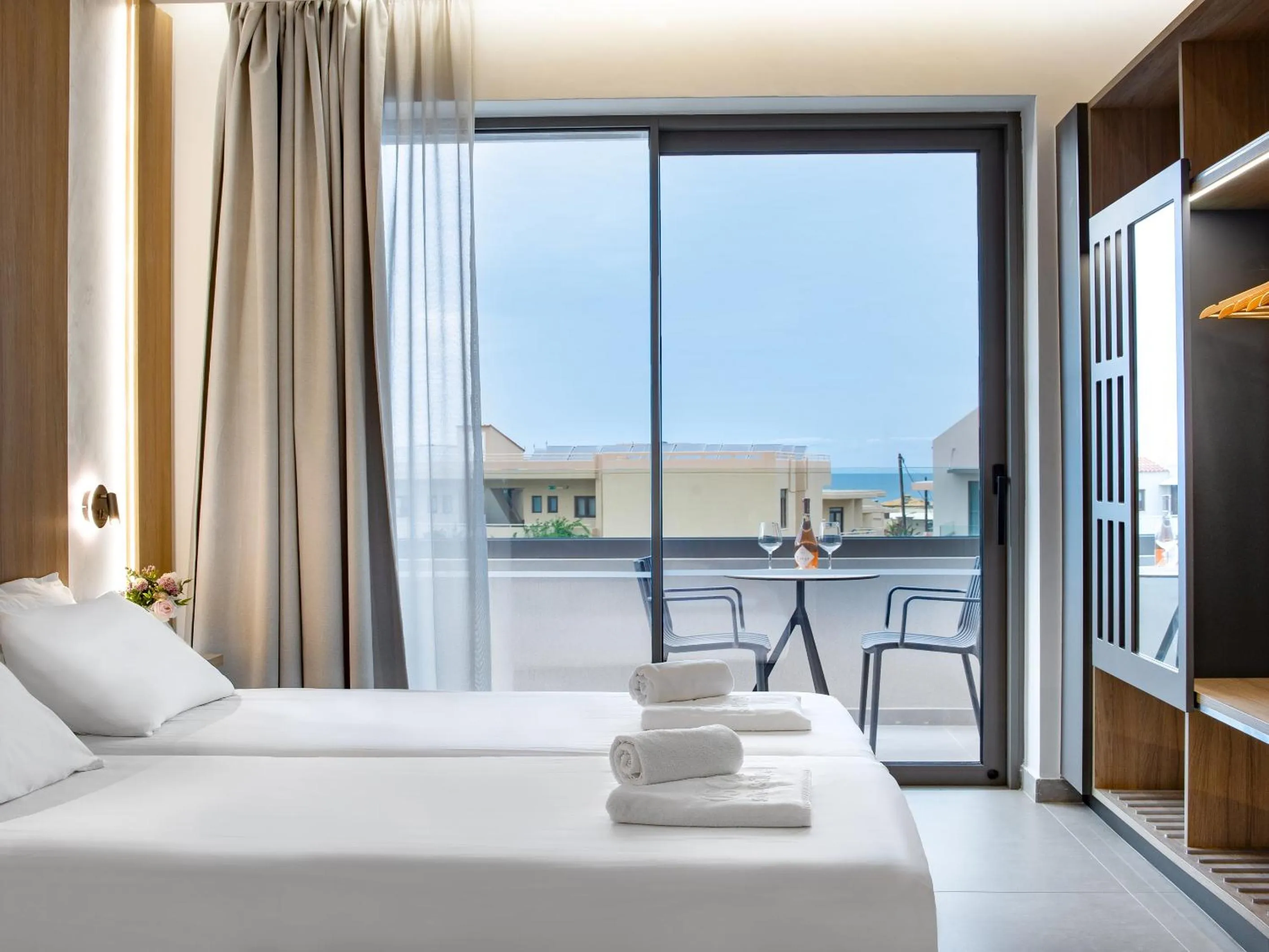 Bed in Oscar Suites & Village