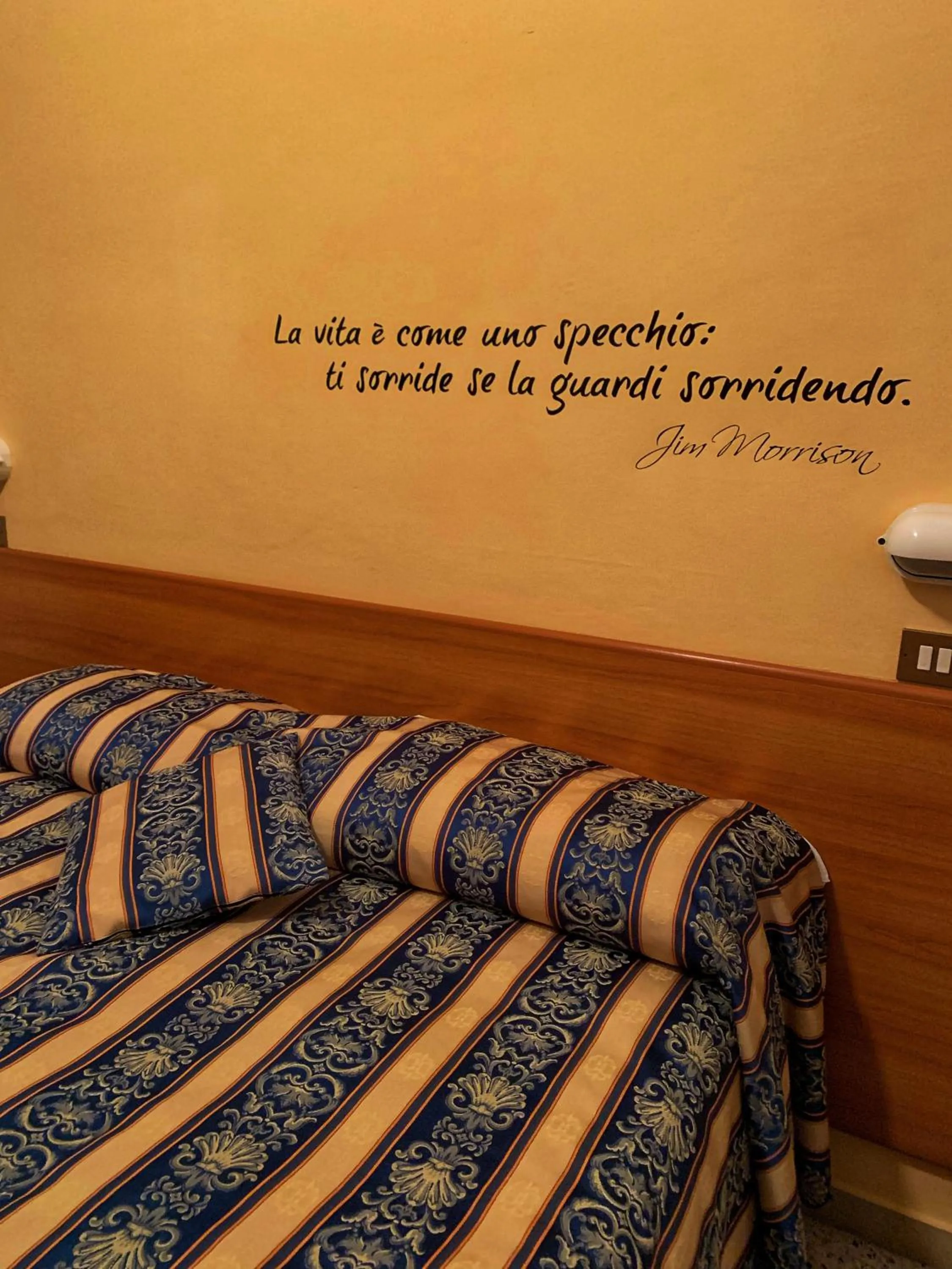 Bedroom, Bed in Hotel Amoha