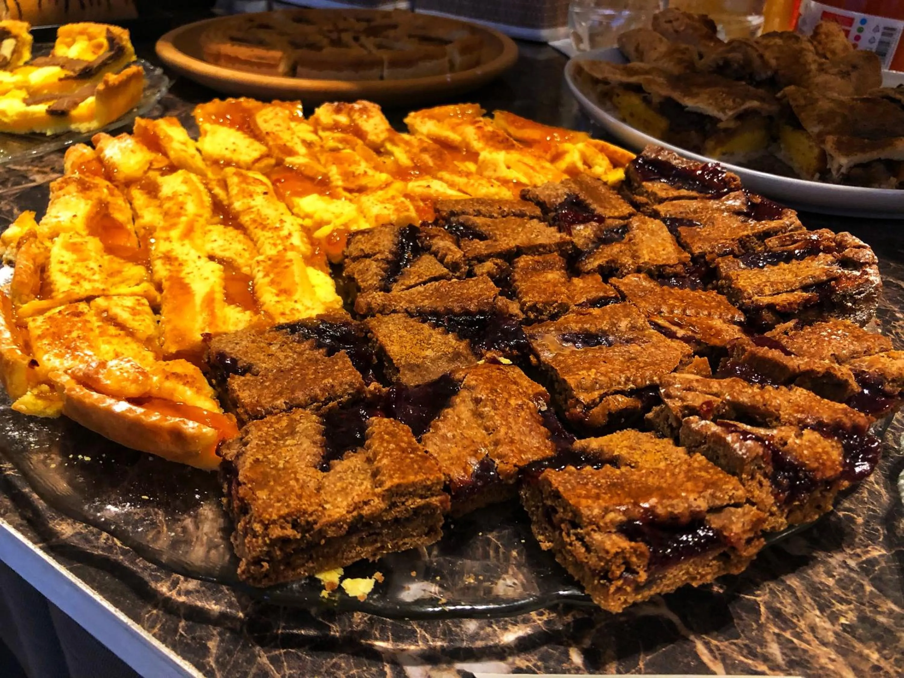 Food and drinks in Hotel Amoha