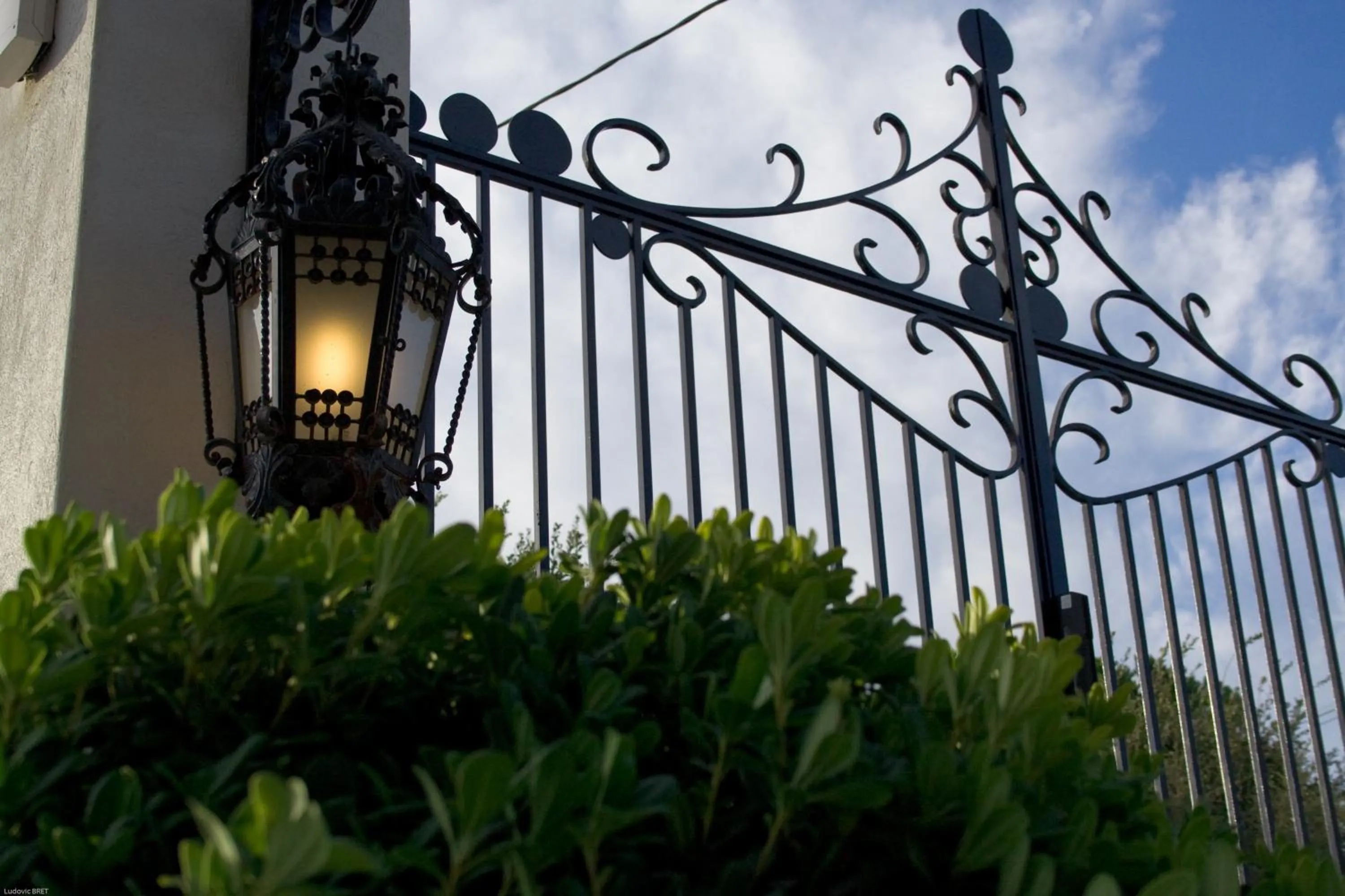 Decorative detail in La Vigne de Ramatuelle