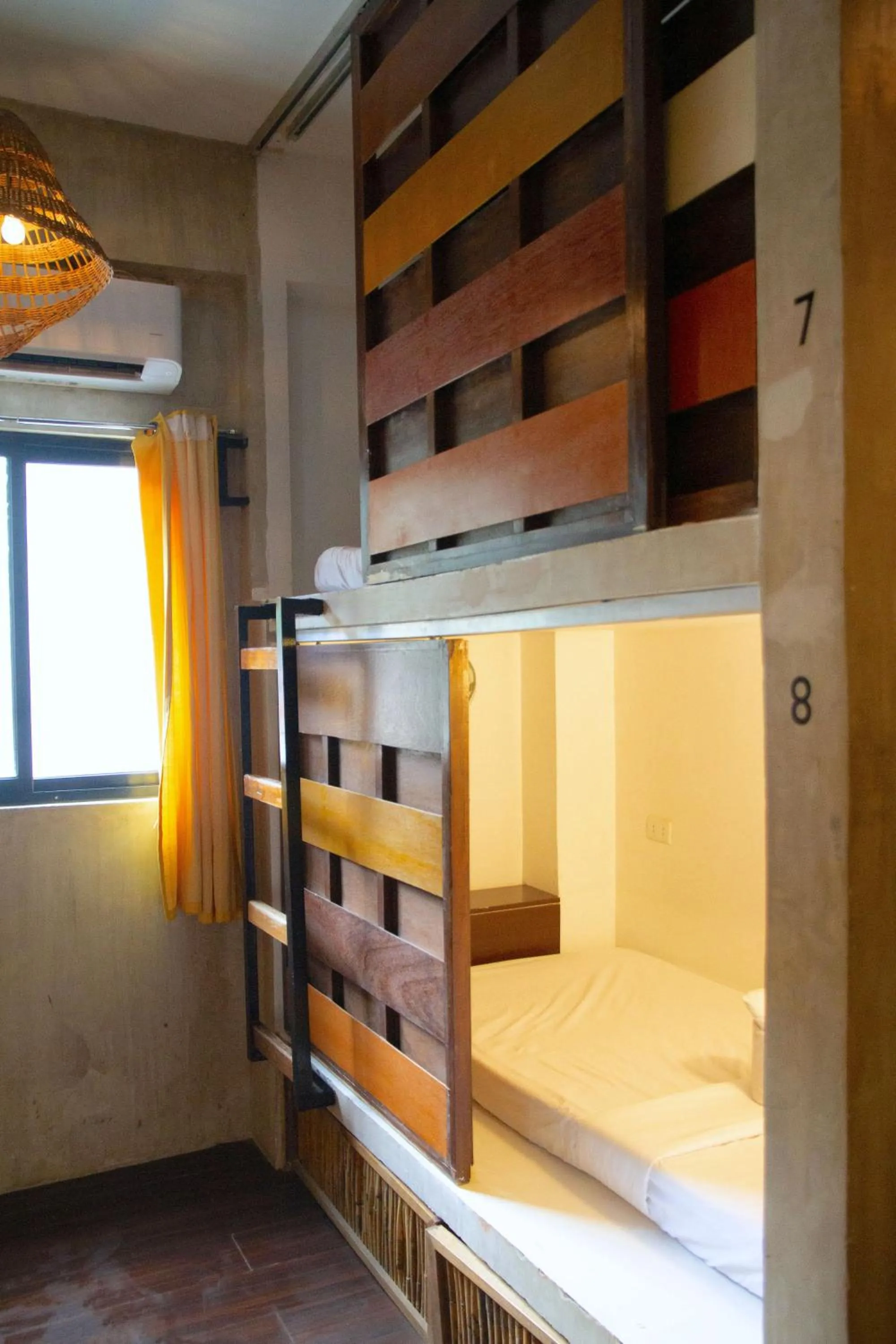 bunk bed, Bed in Happiness Hostel El Nido