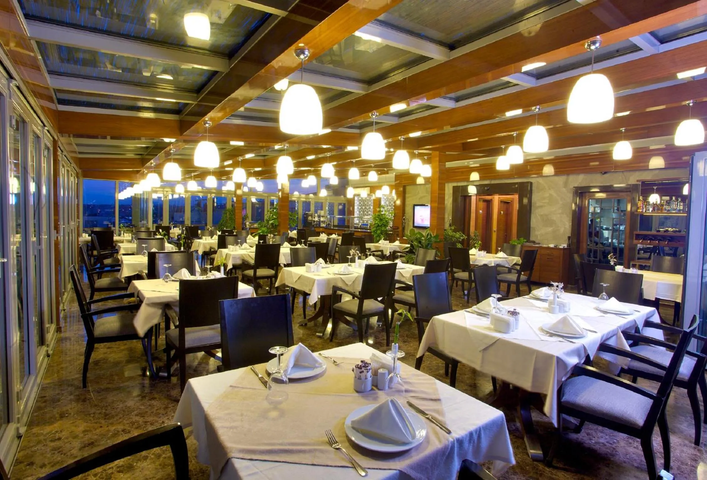 Restaurant/places to eat in Monaco Hotel