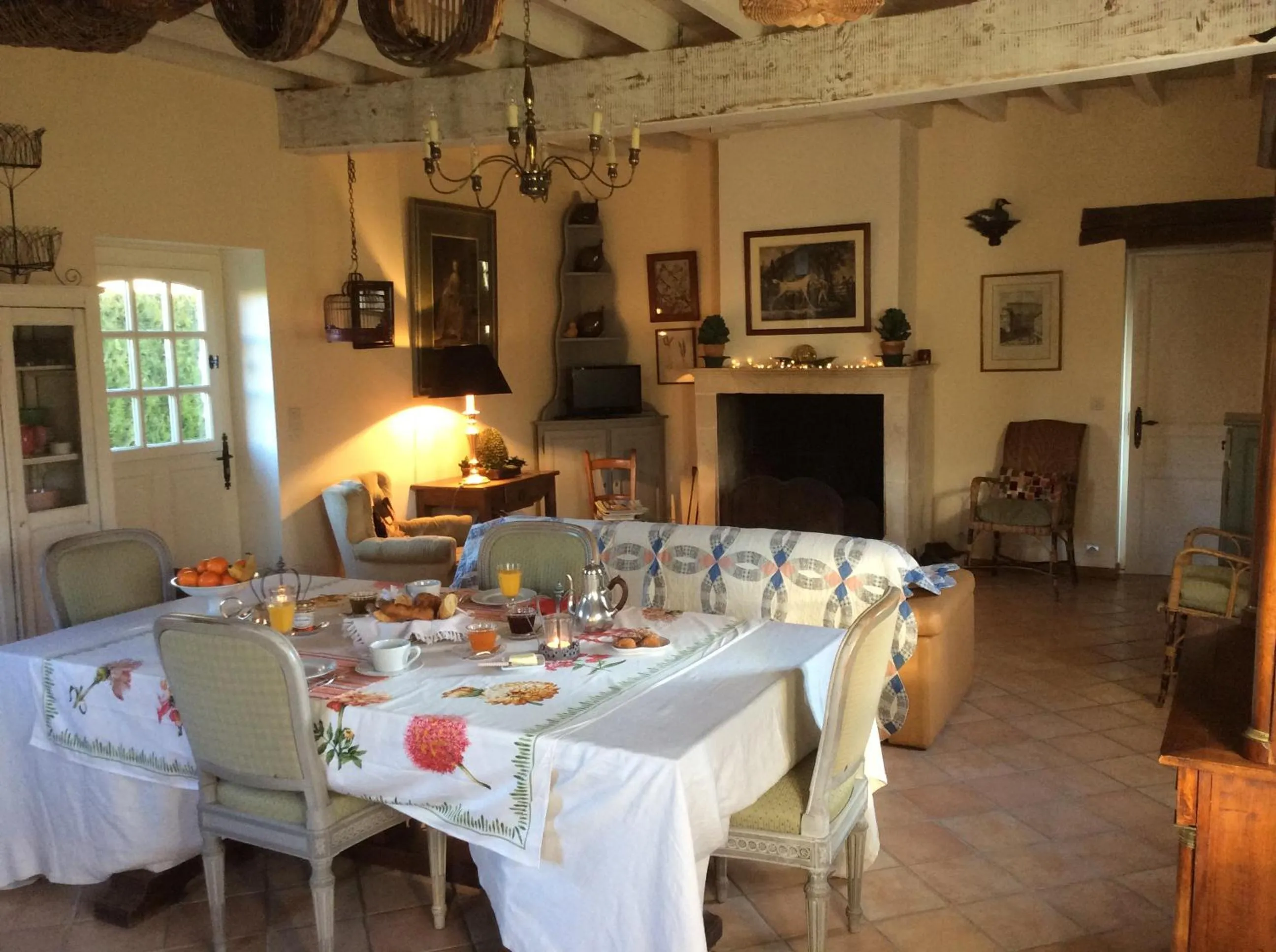 kitchen in Gite et Chambres d'Hôtes Clos de Mondetour