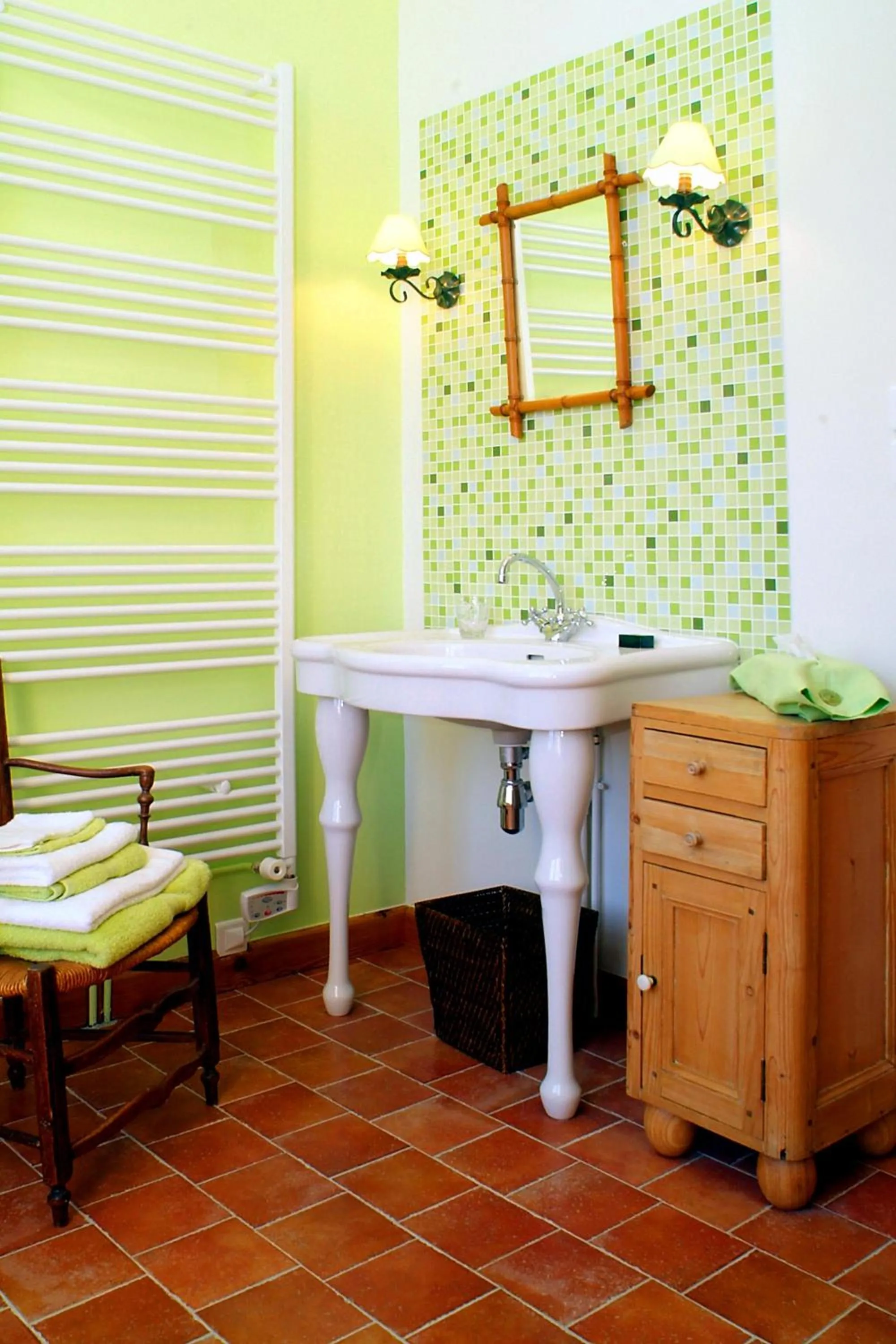 Bathroom in Gite et Chambres d'Hôtes Clos de Mondetour