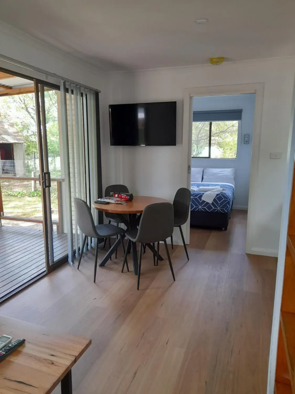 Standard Double Room in Myrtleford Holiday Park Standard Double Room in Myrtleford Holiday Park