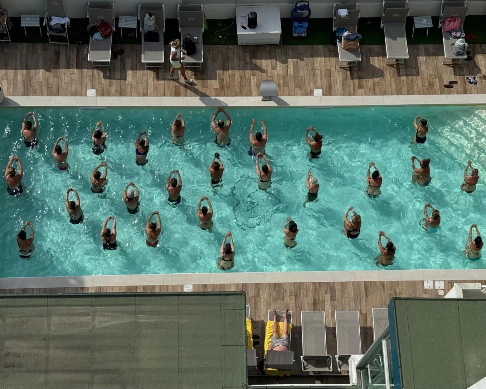 Swimming pool in Hotel Aristeo