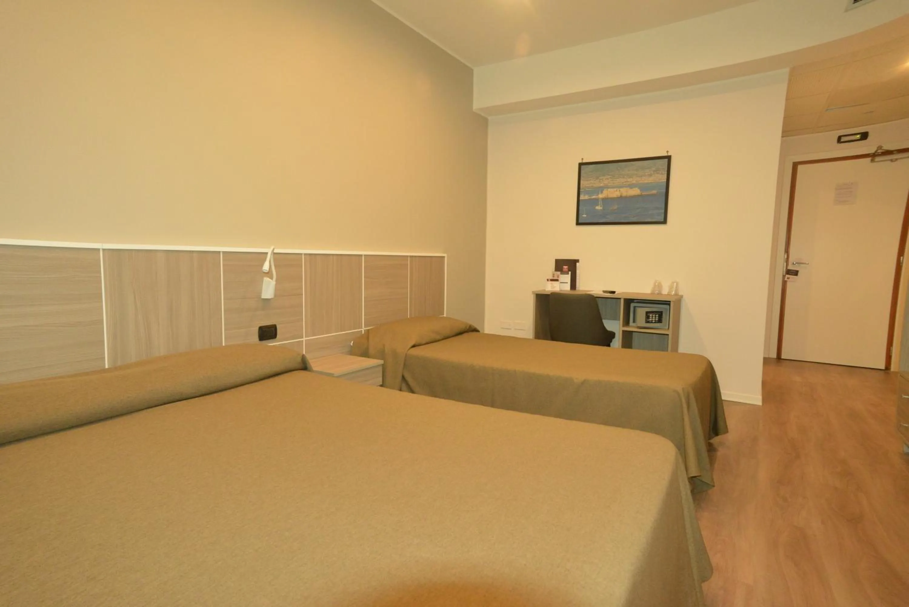 Spring, Bed in Hotel Tiempo