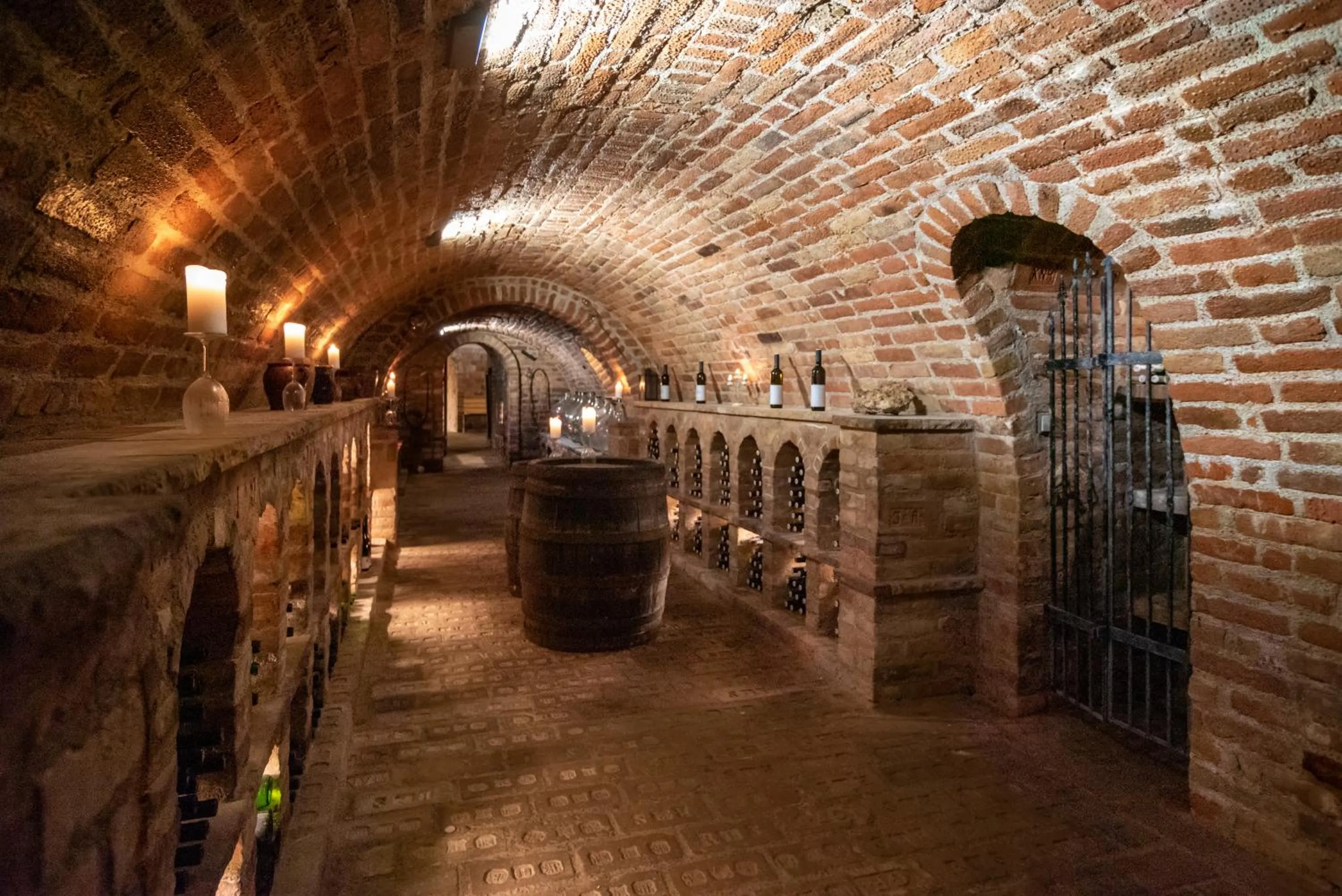 Mikulov - Inn - hotel s vinným sklepem Venuše