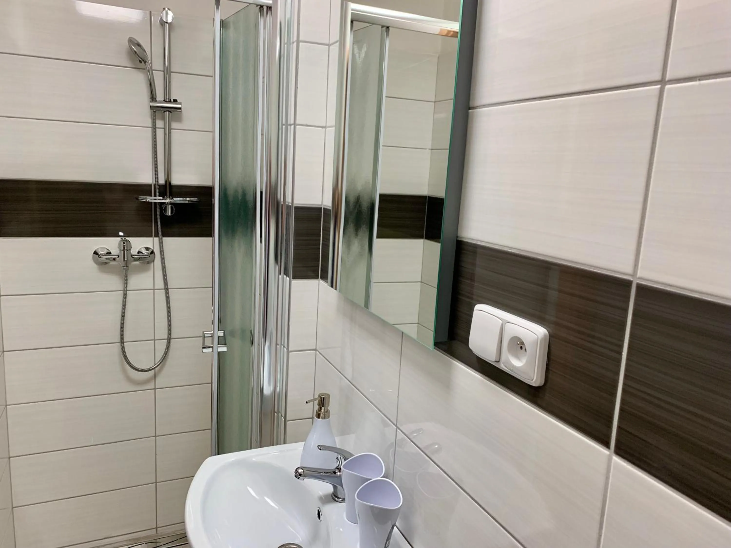 Shower in Mikulov - Inn - hotel s vinným sklepem Venuše