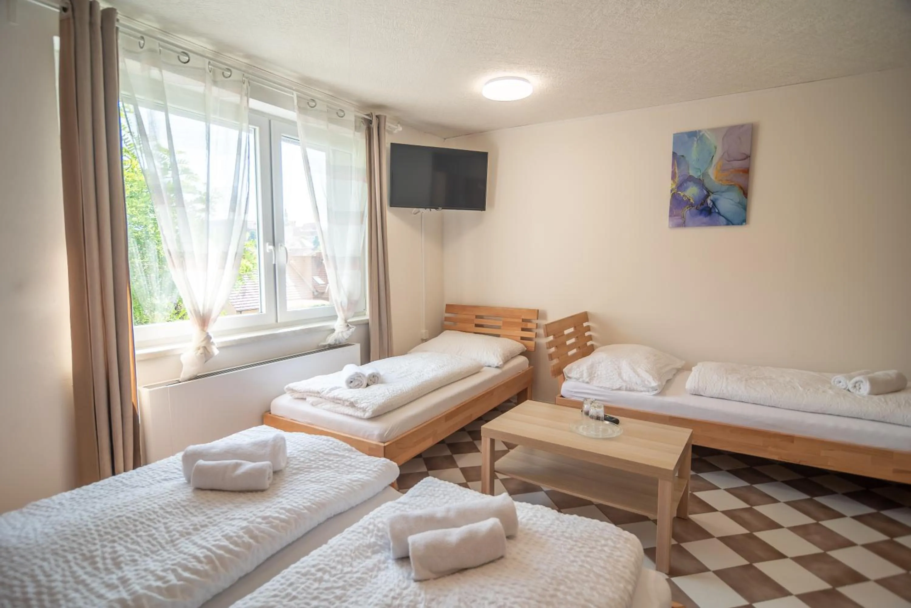 Bed in Mikulov - Inn - hotel s vinným sklepem Venuše