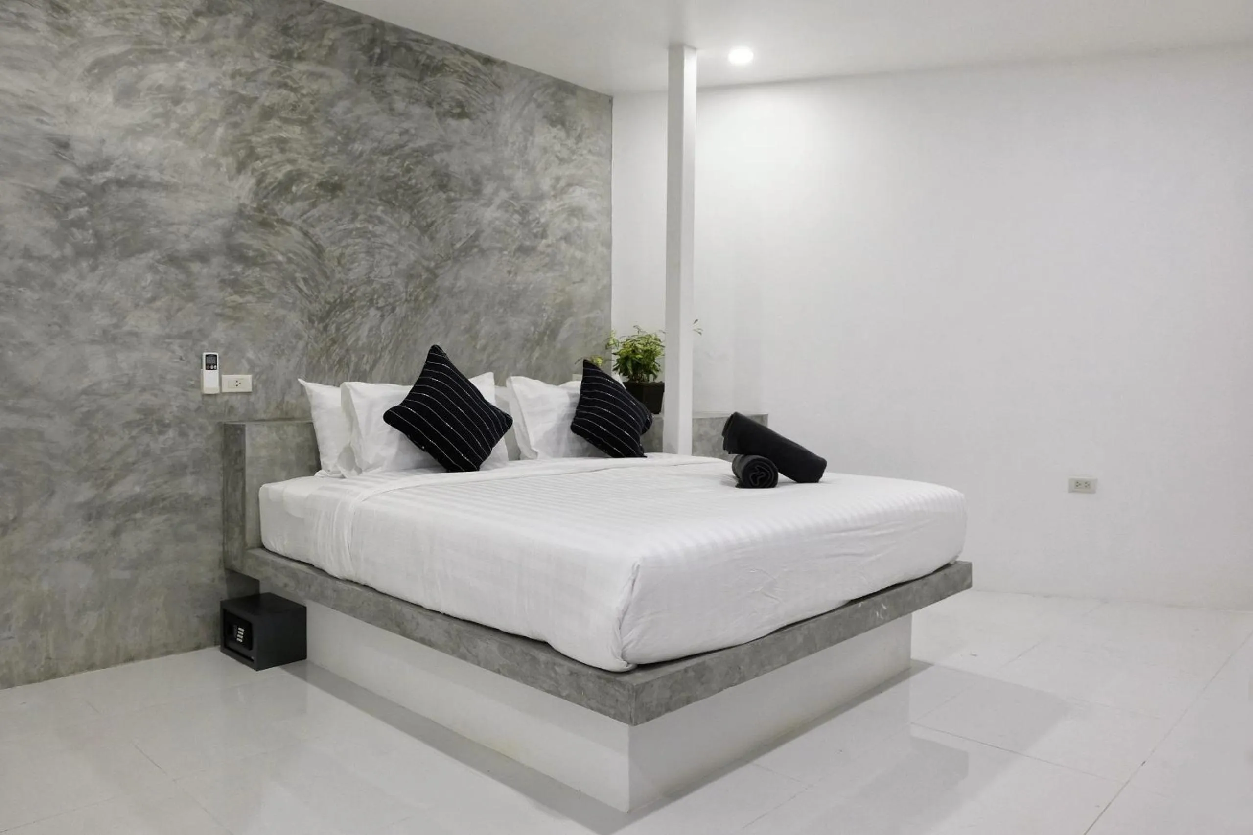 Bed in The Sky Hometel