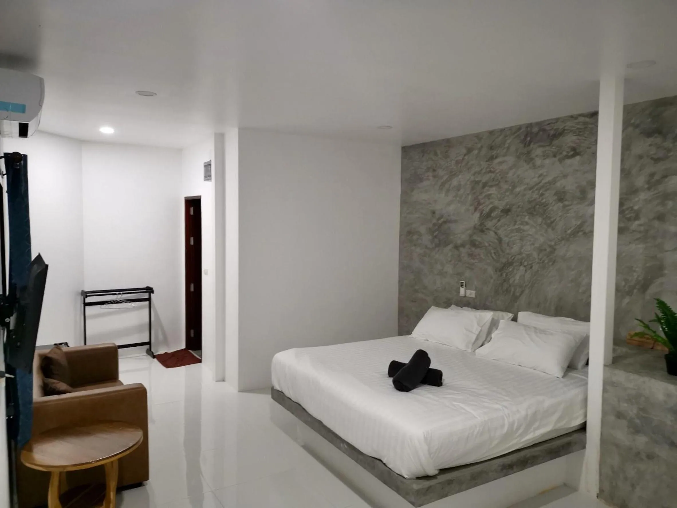 Bed in The Sky Hometel