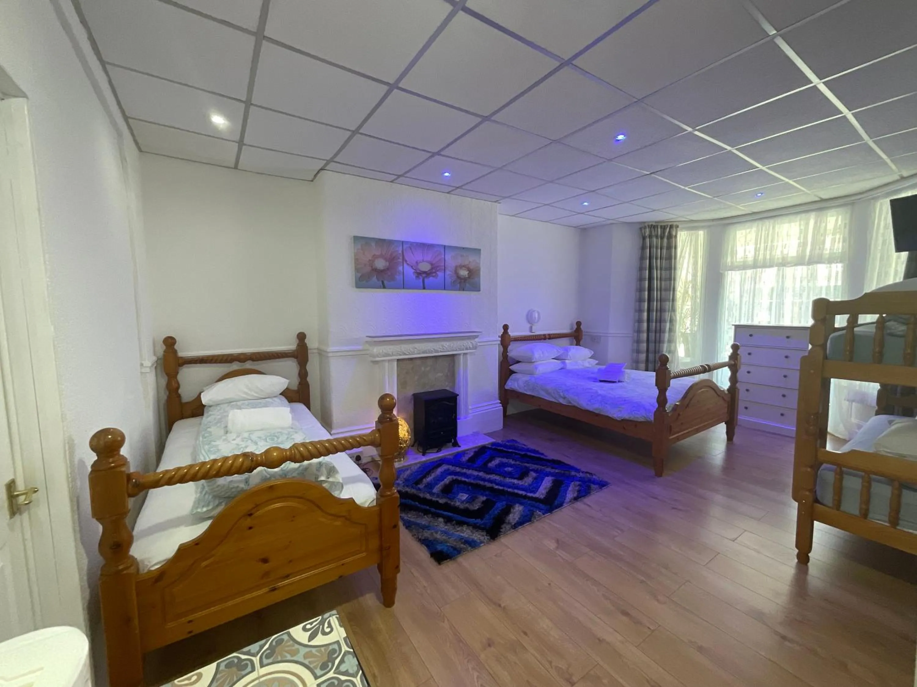 Bed in Danescourt Lodge