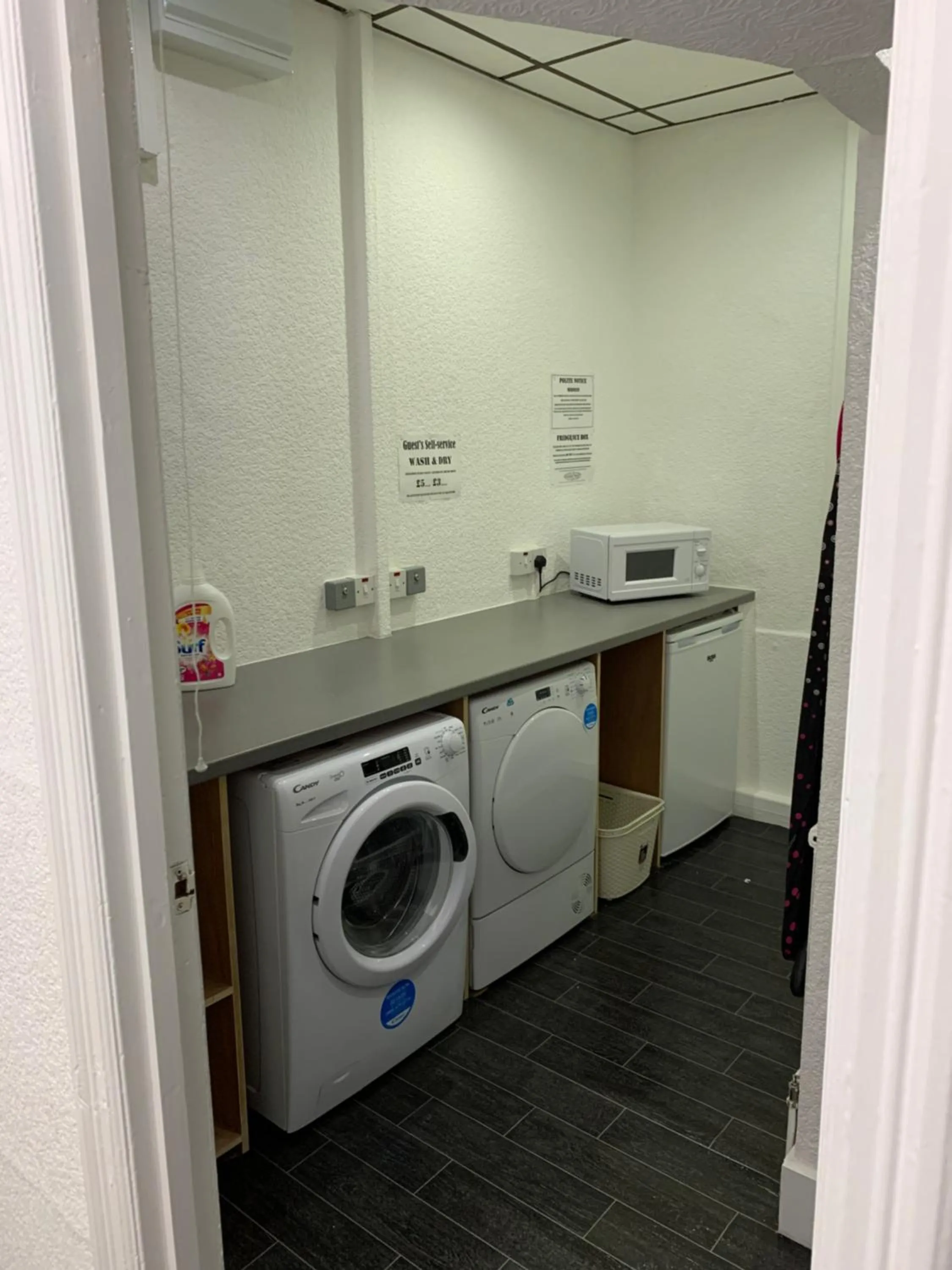 Area and facilities in Danescourt Lodge