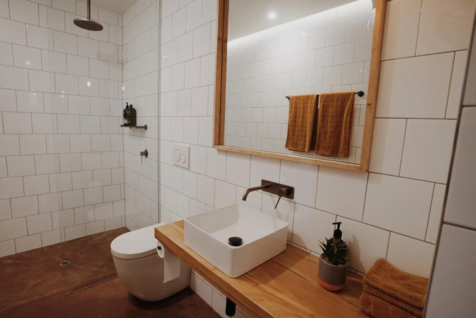 Bathroom in THE WAREHOUSE APARTMENTS