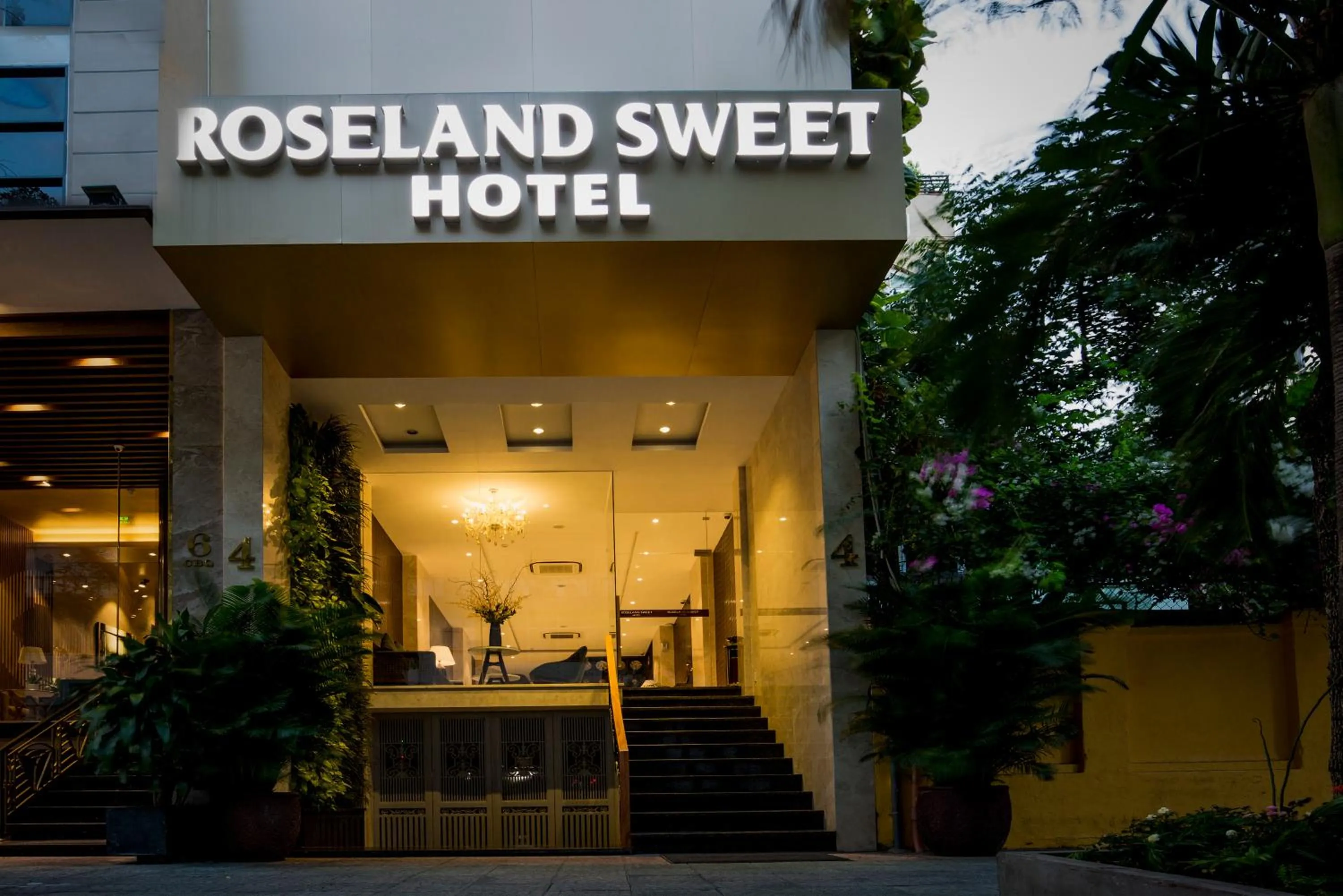 Location in Roseland Sweet Hotel