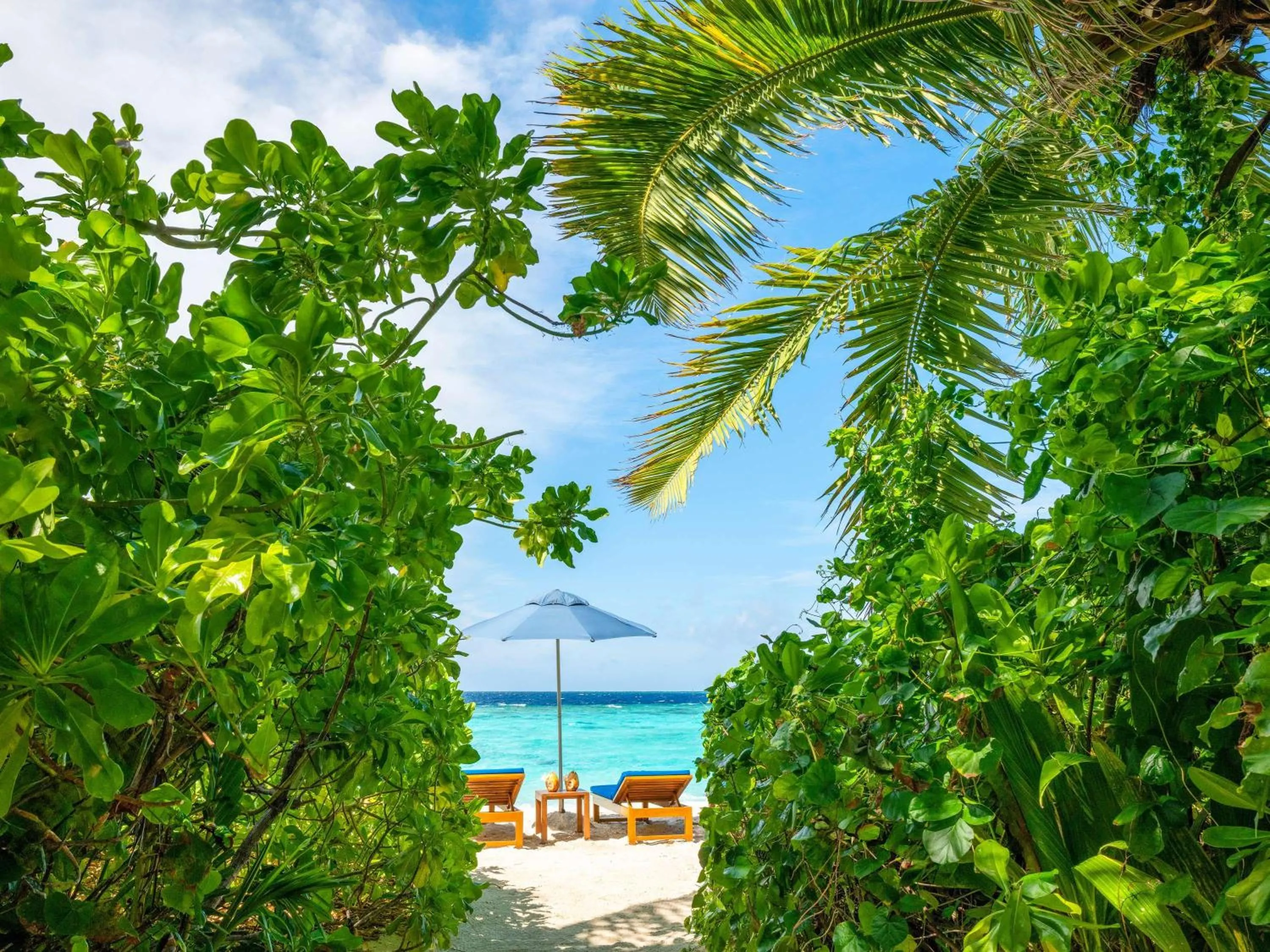 Bedroom in Raffles Maldives Meradhoo