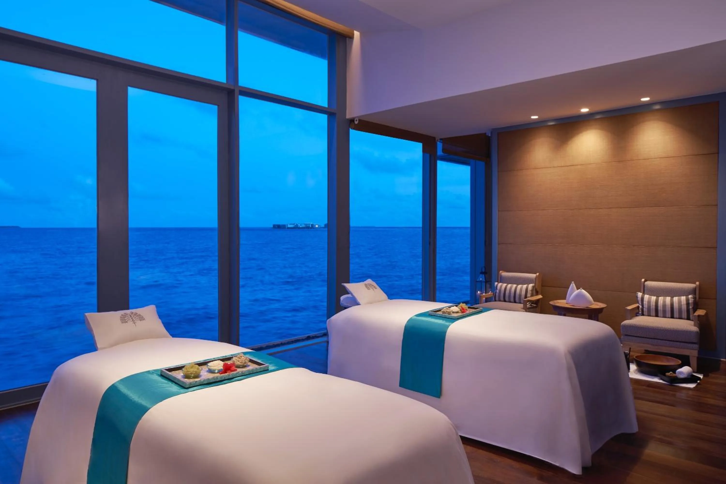 Spa and wellness centre/facilities, Bed in Raffles Maldives Meradhoo