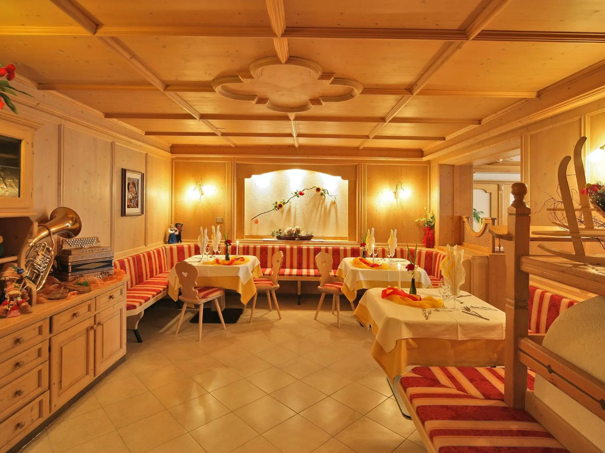 Restaurant/places to eat in Hotel Gisserhof - Dolomea Hotel