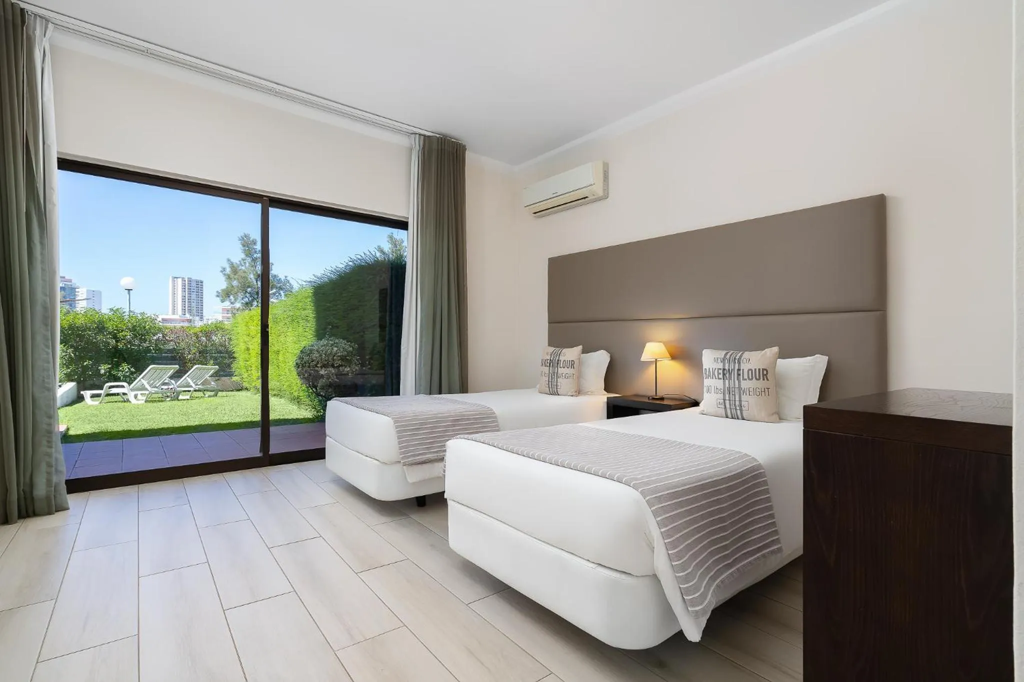 Bed in Clube Vilarosa