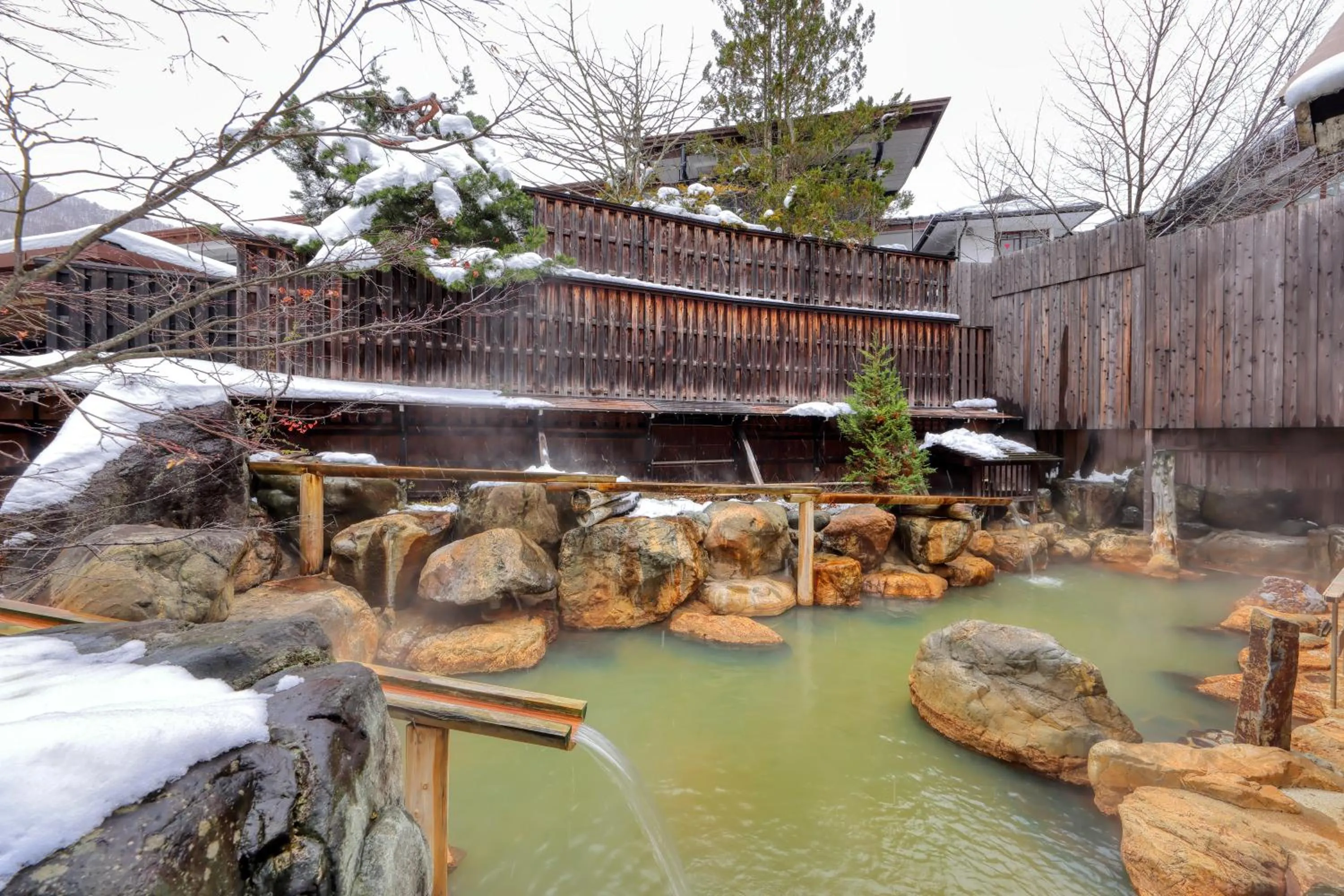 Hot Spring Bath in Hirayukan