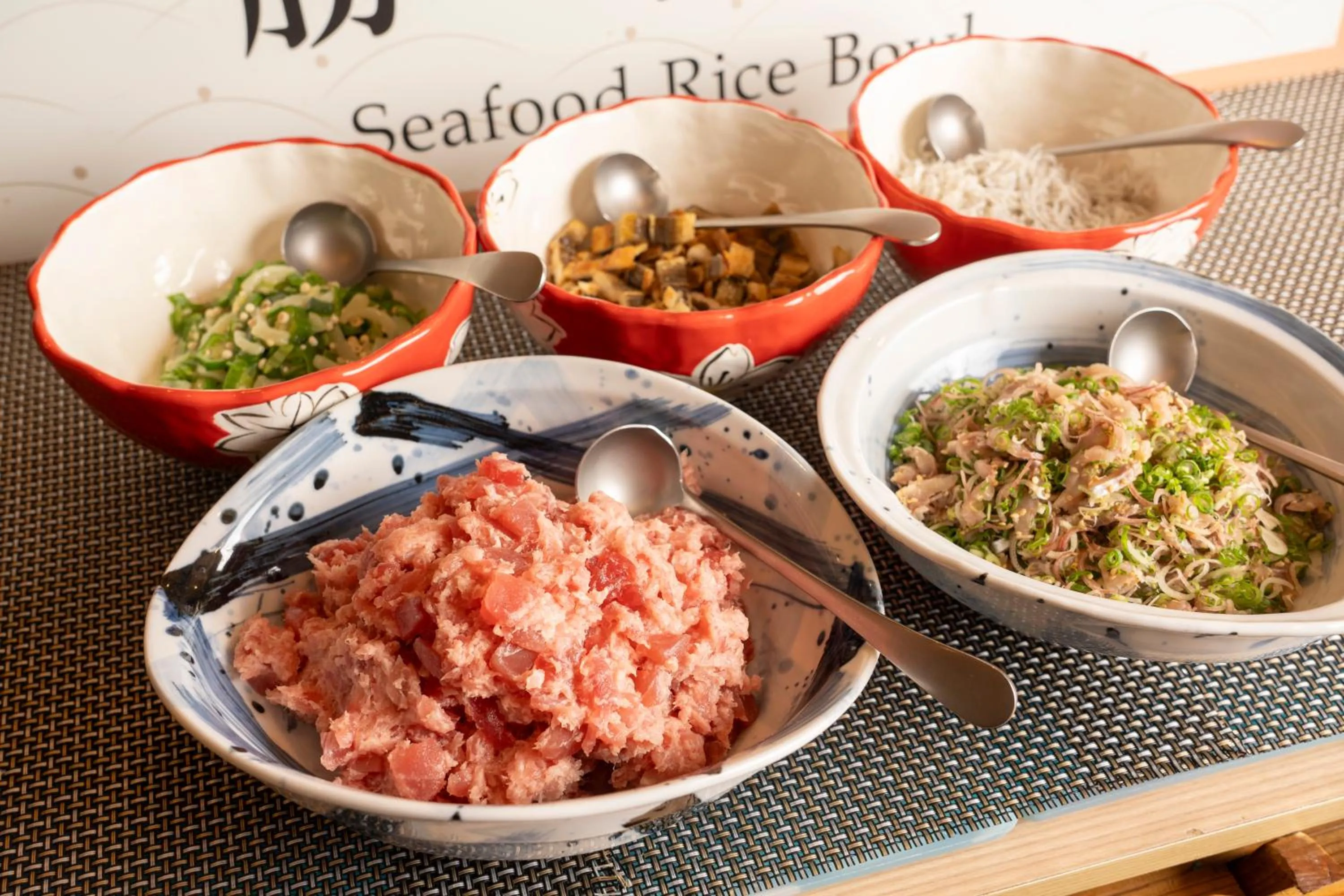 Restaurant/places to eat in Hirayukan