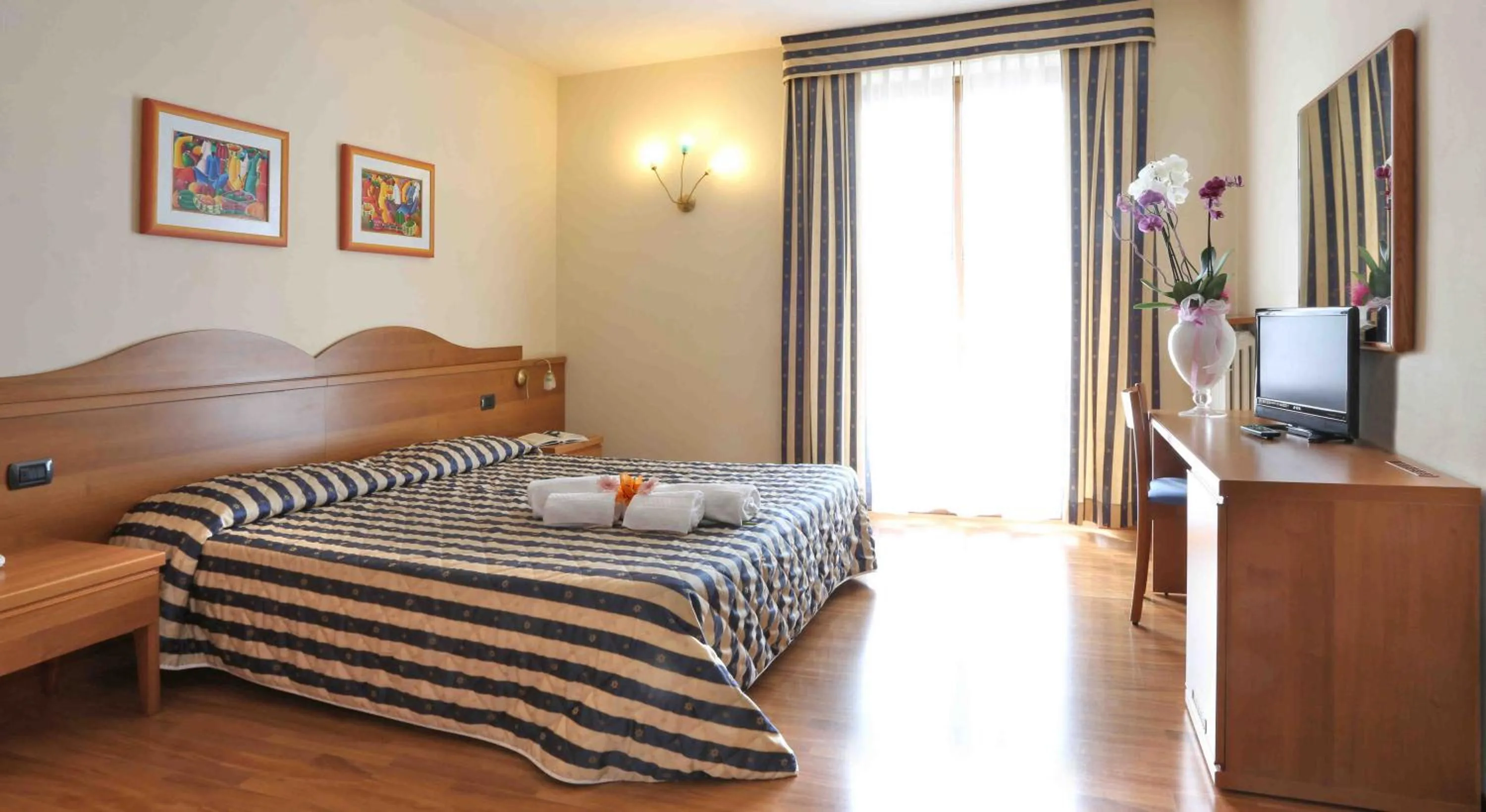 Photo of the whole room, Bed in Hotel Costabella