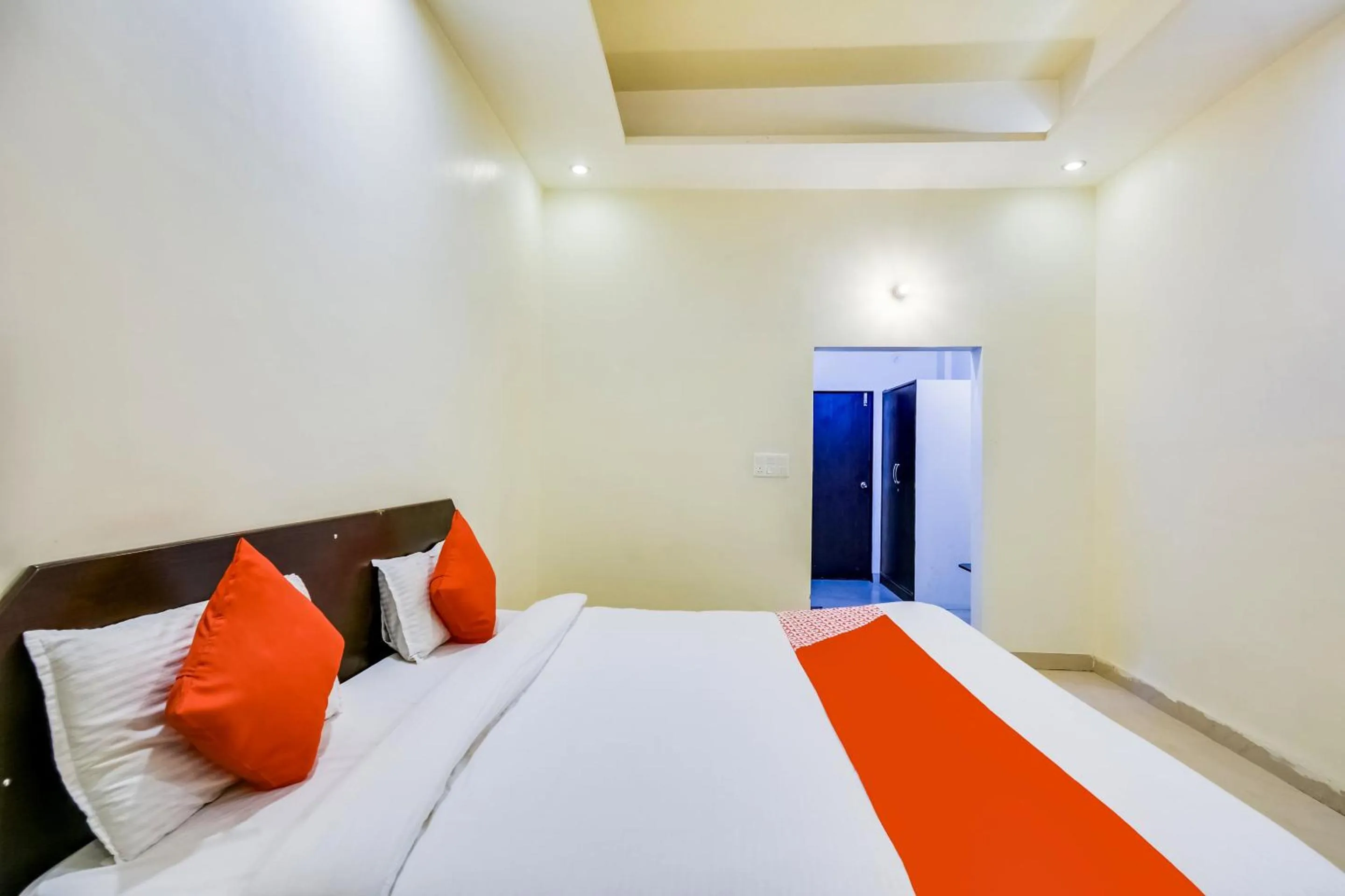 Bedroom in Hotel O The Thar Mid Way Hotel And Restaurant