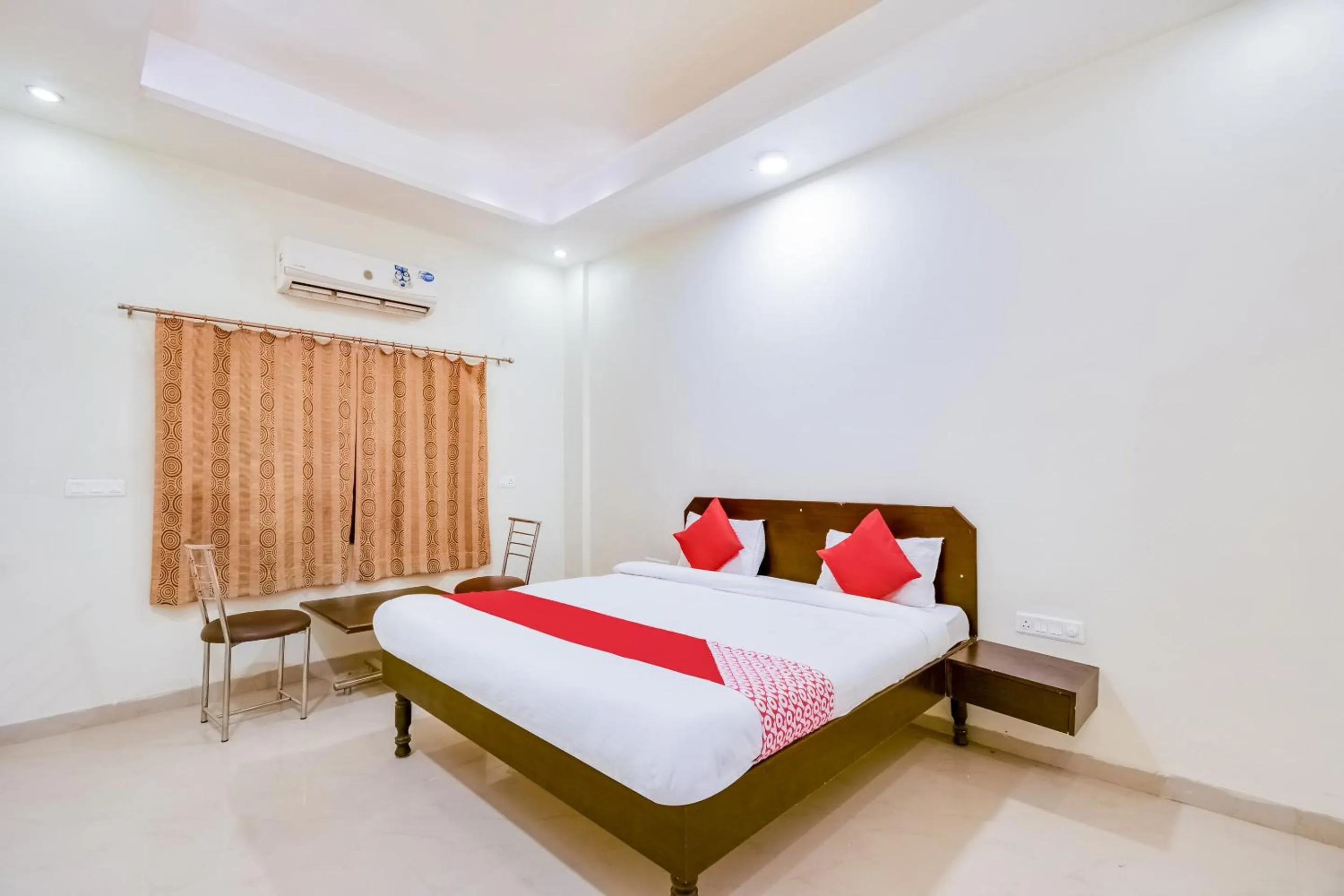 Bedroom in Hotel O The Thar Mid Way Hotel And Restaurant