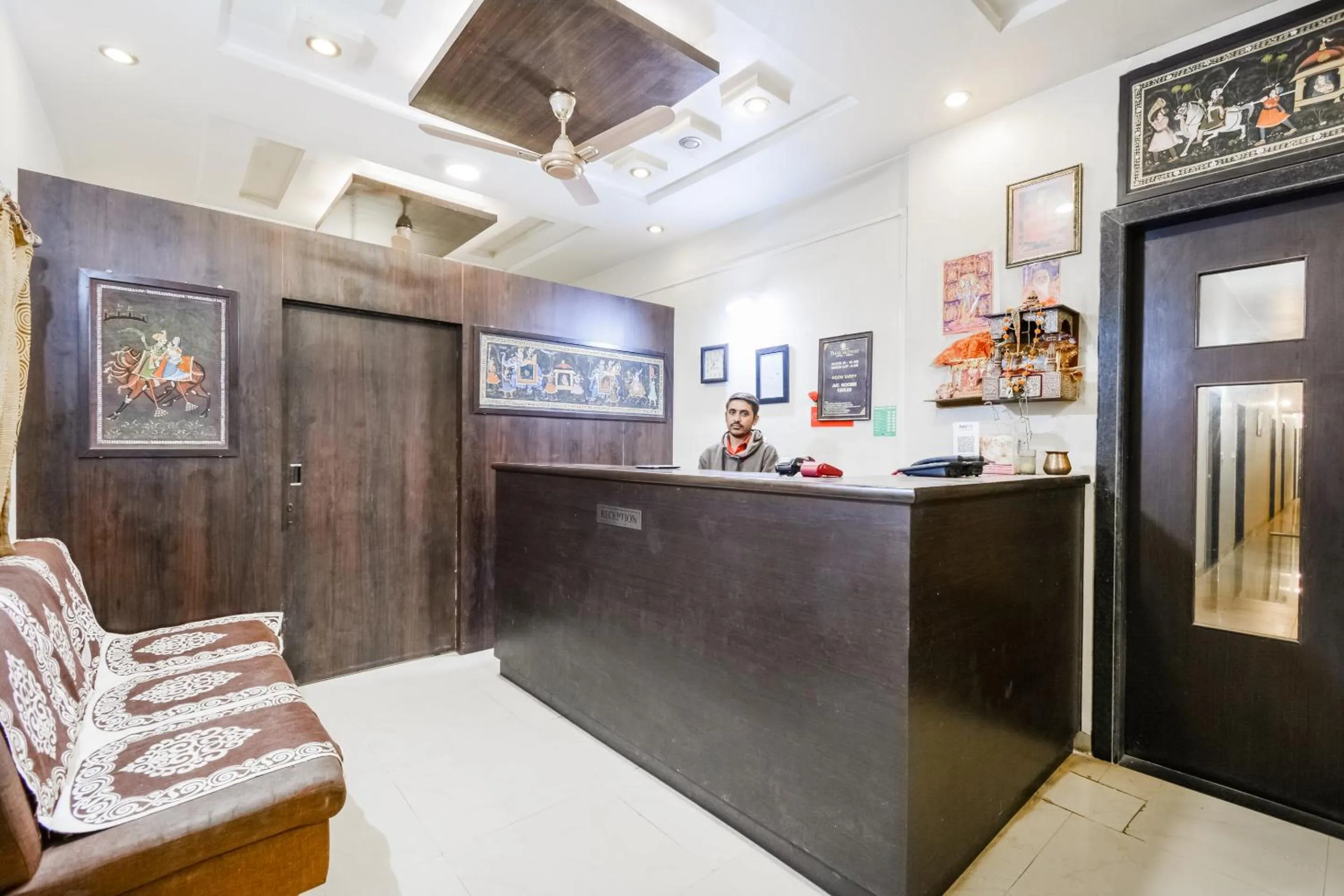 Lobby or reception in Hotel O The Thar Mid Way Hotel And Restaurant