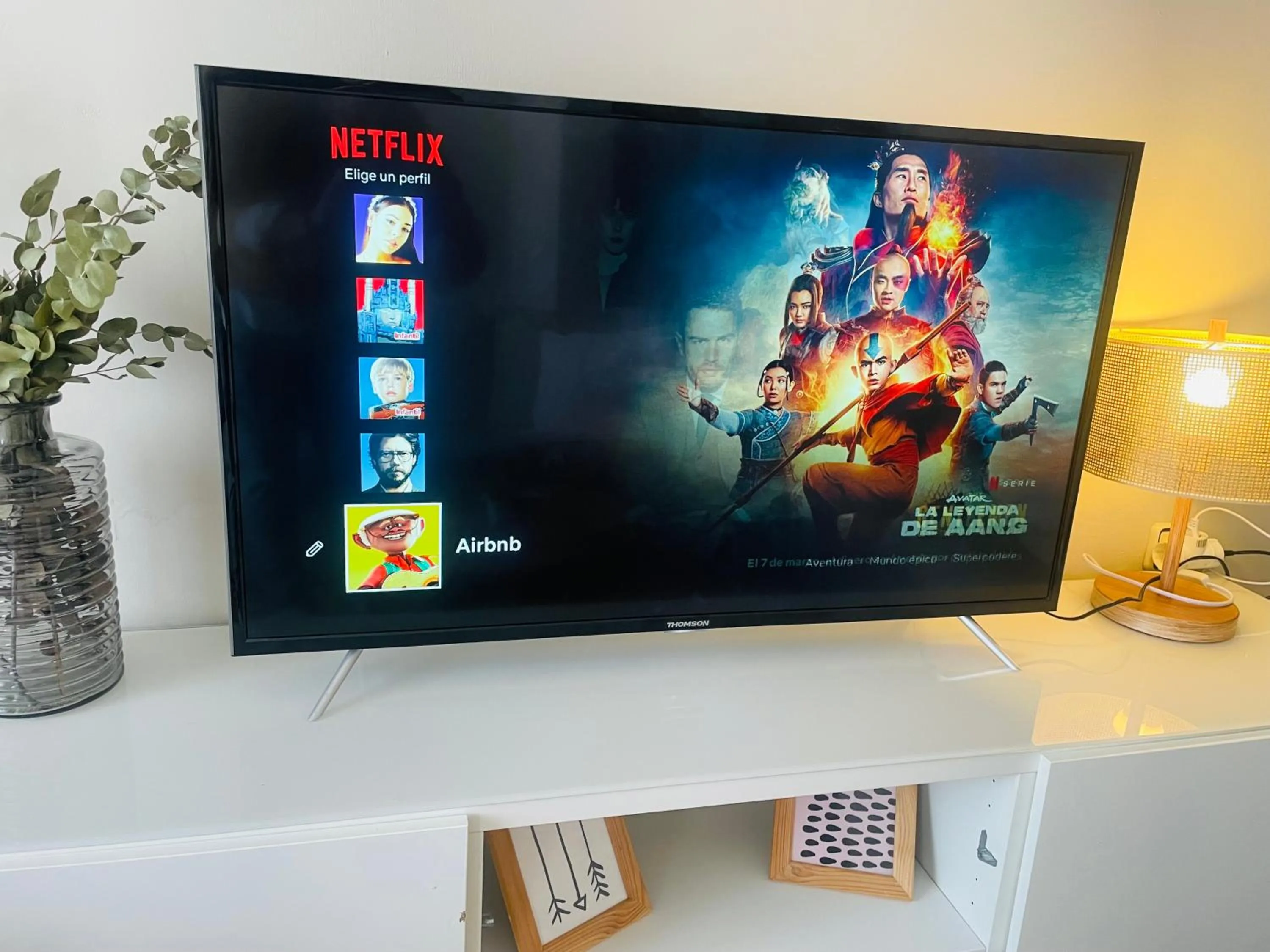 Communal lounge/ TV room in La Casa de Carmen