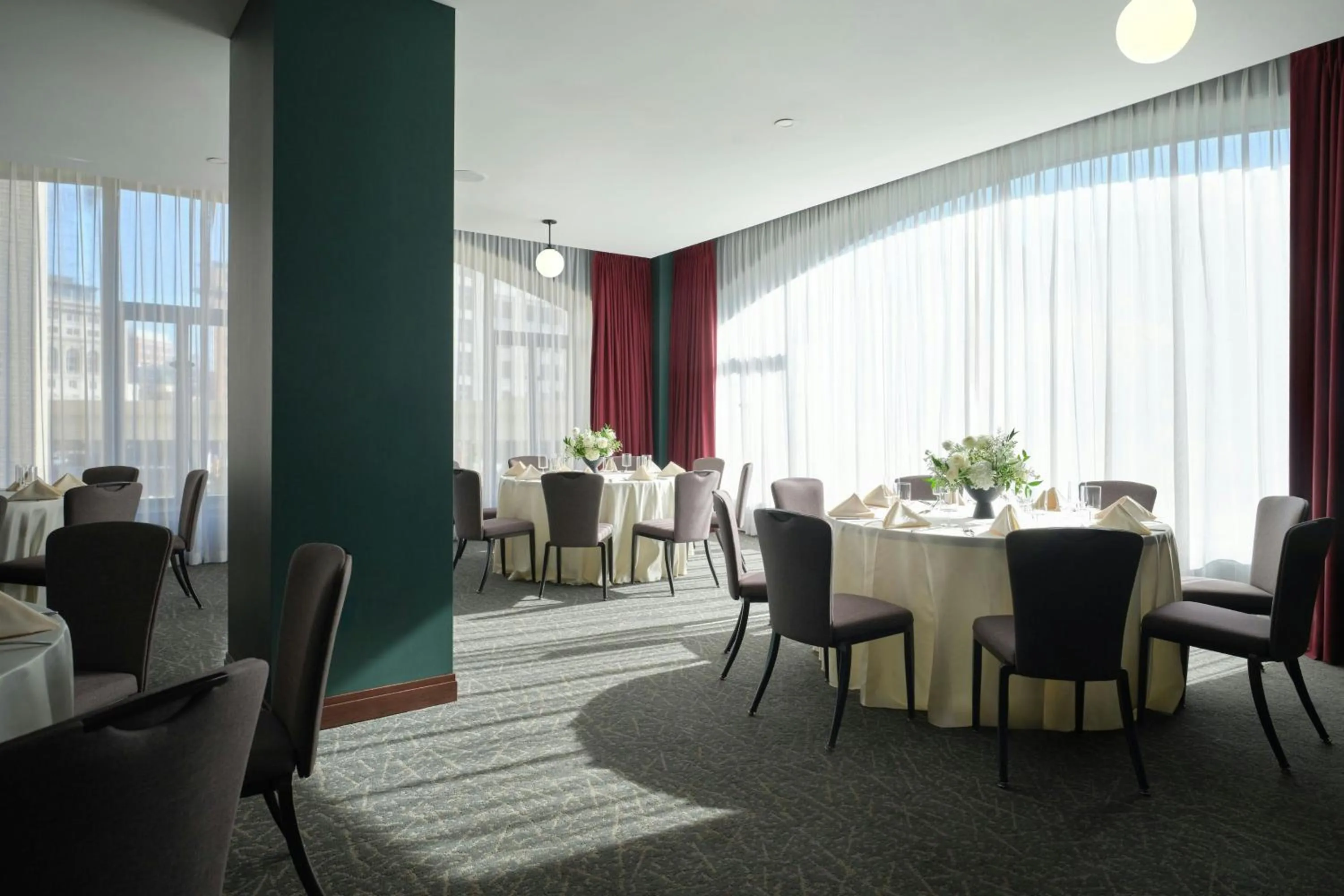 Meeting/conference room in Element Detroit at the Metropolitan