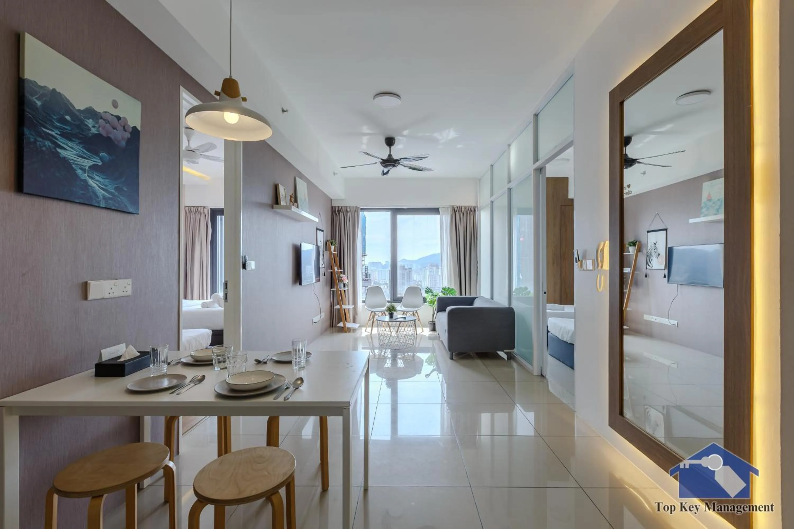 Tropicana 218 Macalister