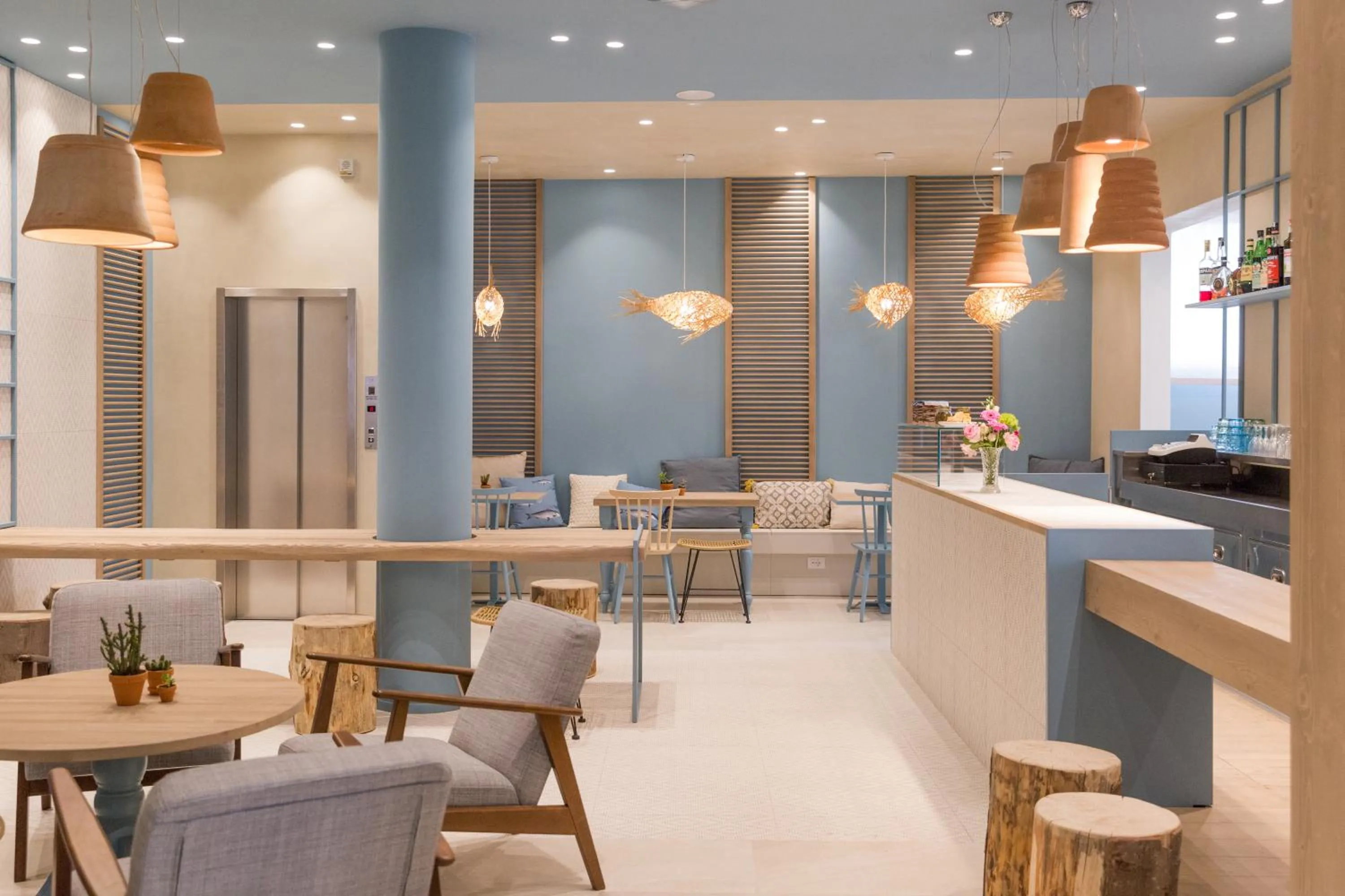 Restaurant/places to eat in Hotel Letizia