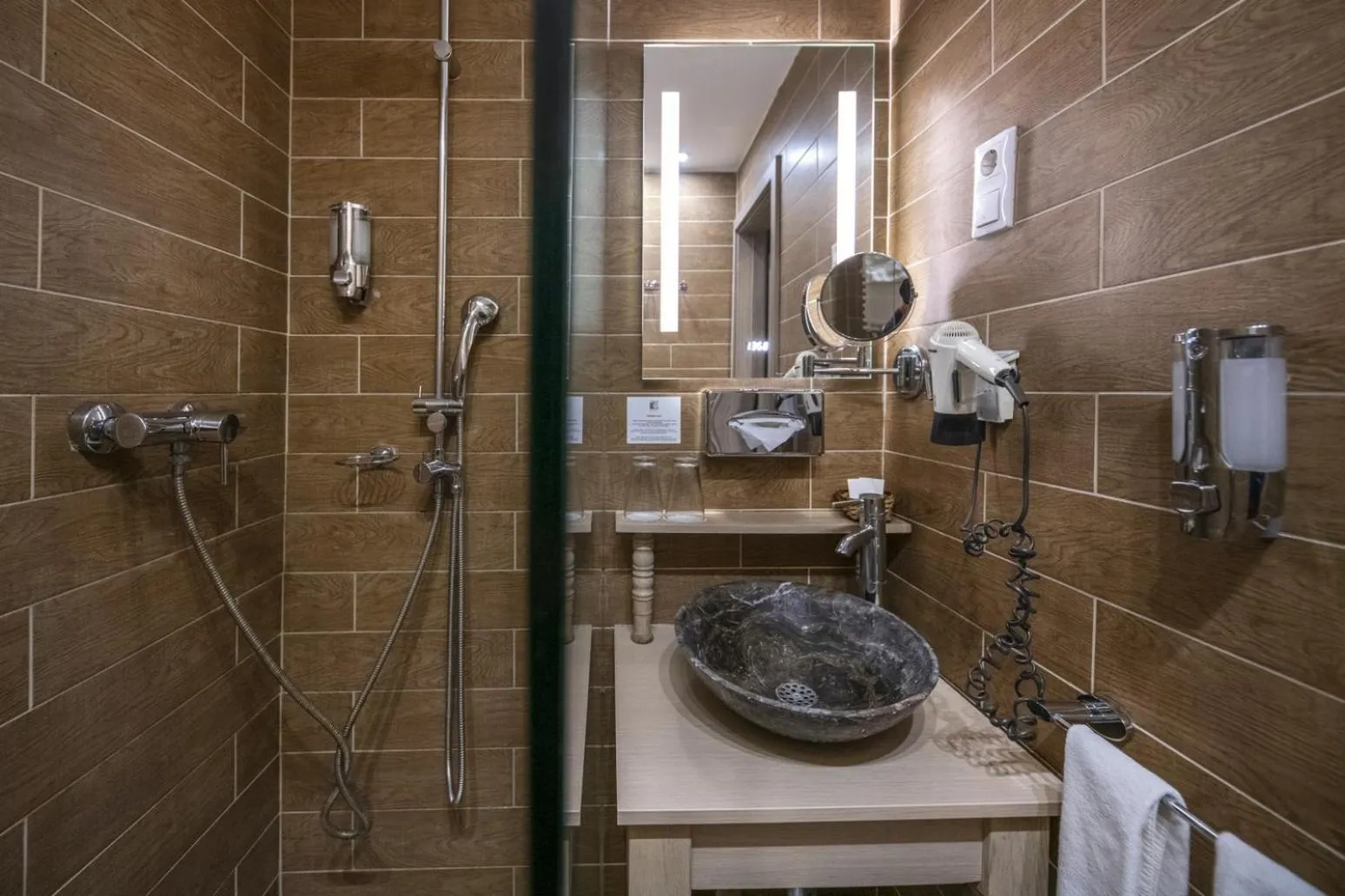 Bathroom in Oxigén Family Hotel Noszvaj