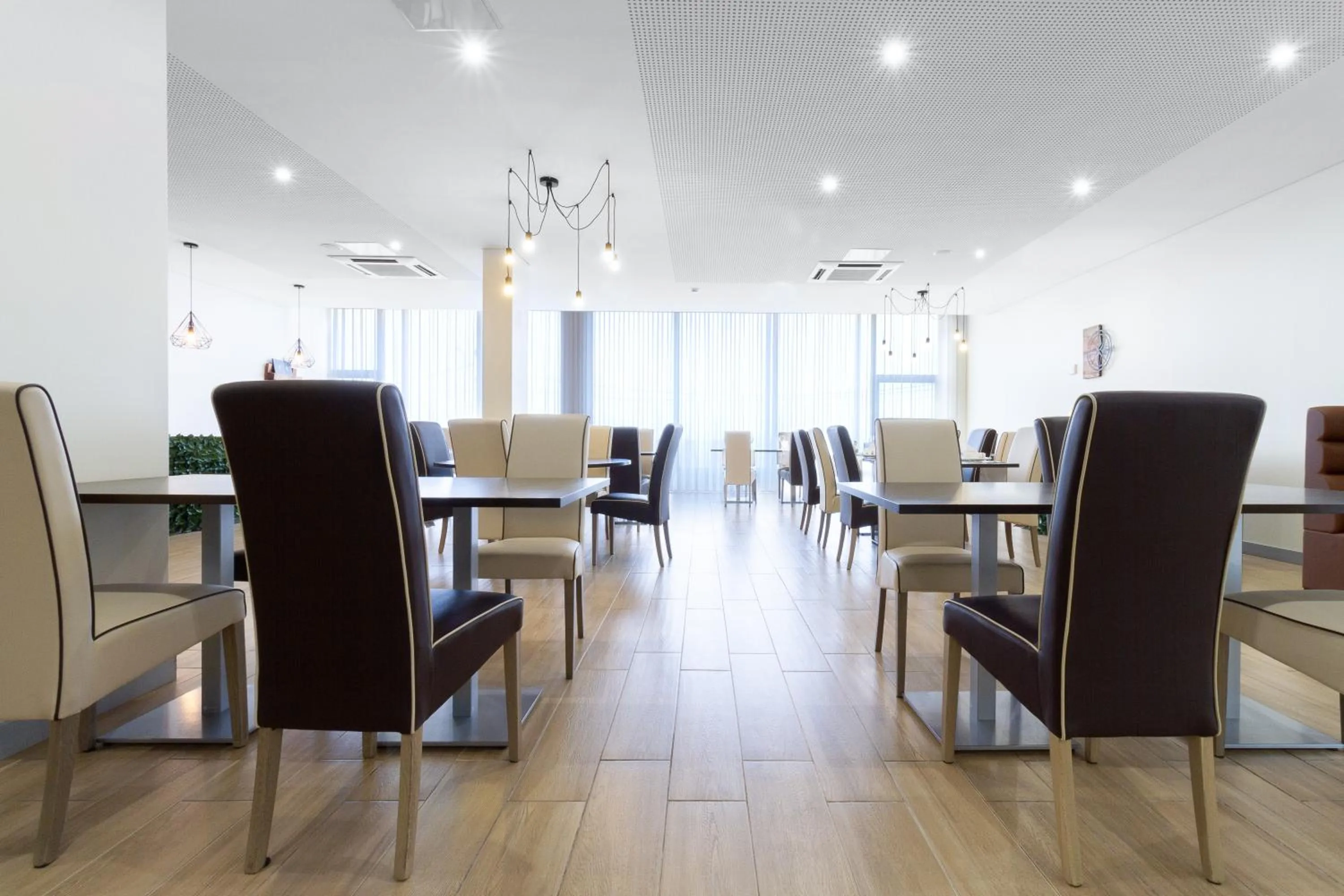 Restaurant/places to eat in In Gold Hotel & Spa